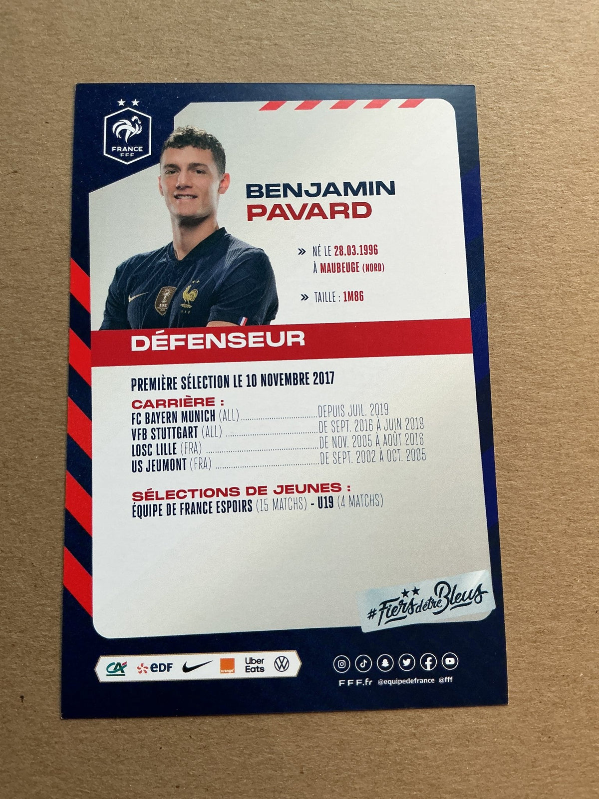 Benjamin Pavard, France 🇫🇷 FIFA World Cup 2022 hand signed - Autographs-World
