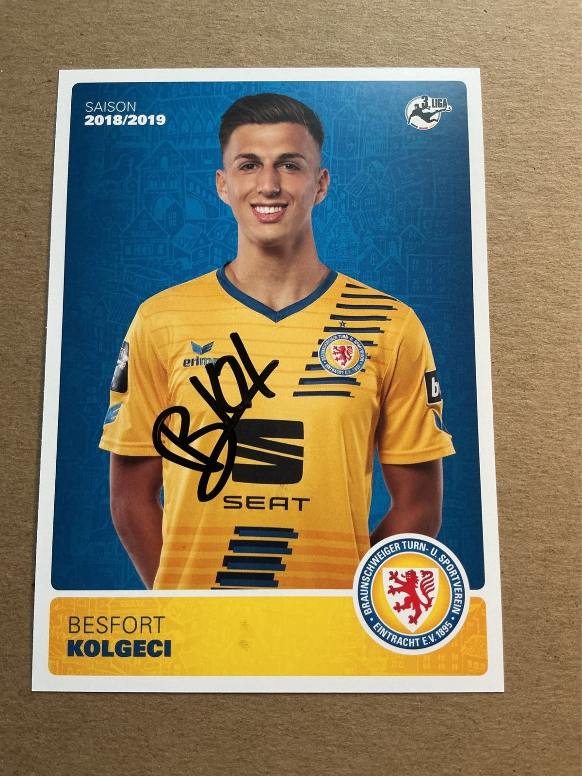 Besfort Kolgeci, Kosovo 🇽🇰 Eintracht Braunschweig 2018/19 hand signed - Autographs-World