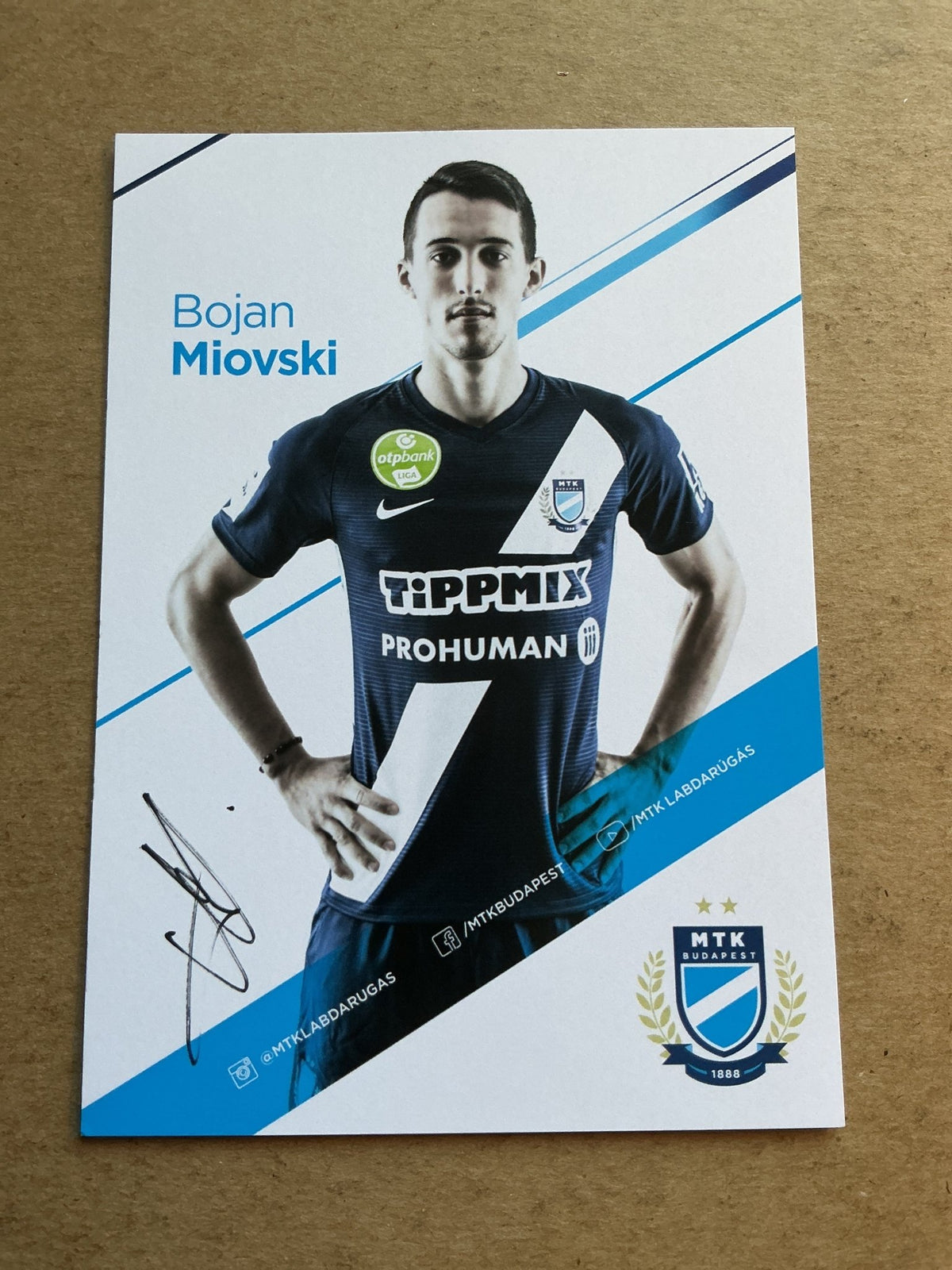 Bojan Miovski, North Macedonia 🇲🇰 MTK Budapest 2020/21 hand signed - Autographs-World