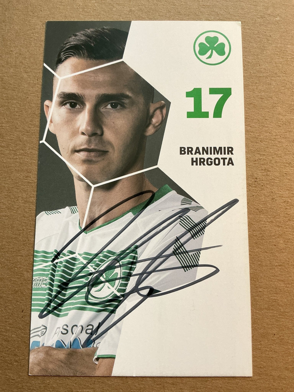 Branimir Hrgota, Sweden 🇸🇪 SpVgg Greuther Fürth 2019/20 hand signed - Autographs-World