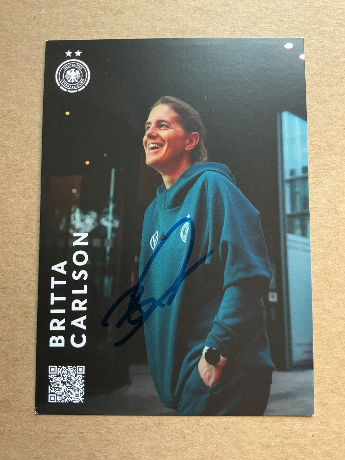 Britta Carlson, Germany 🇩🇪 Summer Olympics 2024 hand signed - Autographs-World