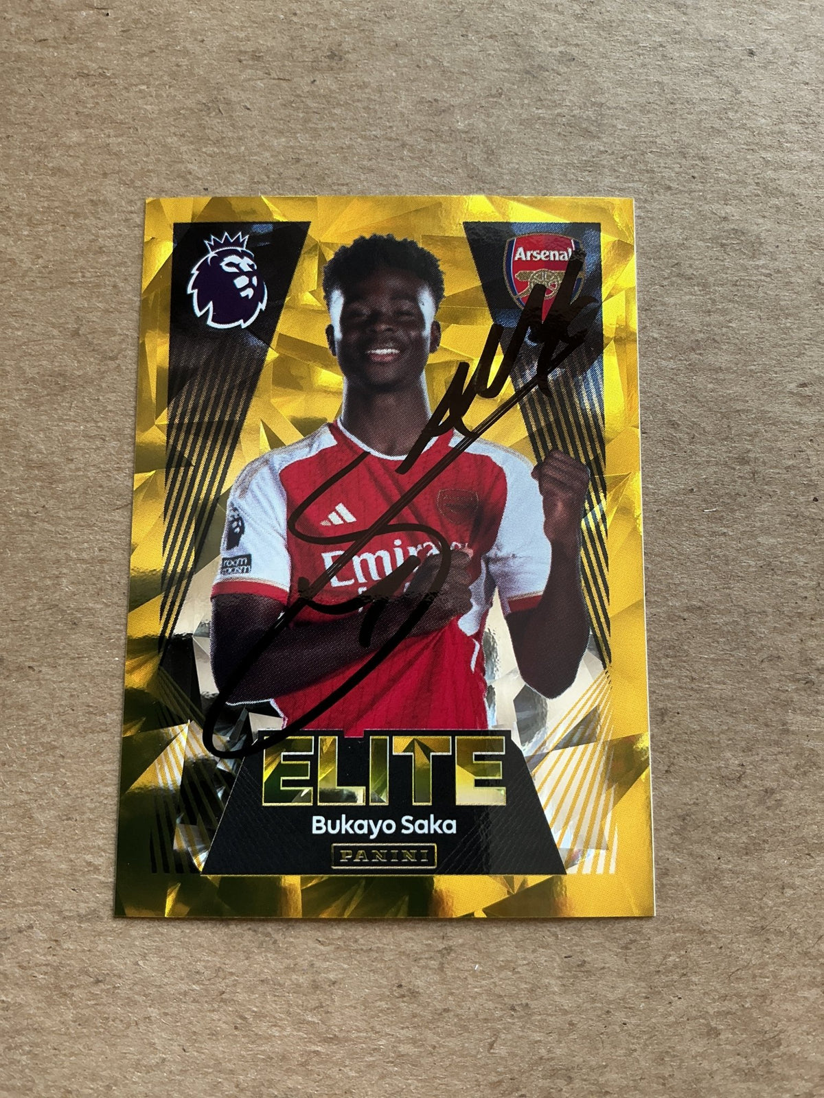 Bukayo Saka, England 🏴󠁧󠁢󠁥󠁮󠁧󠁿 Arsenal FC 2024 Panini hand signed - Autographs-World