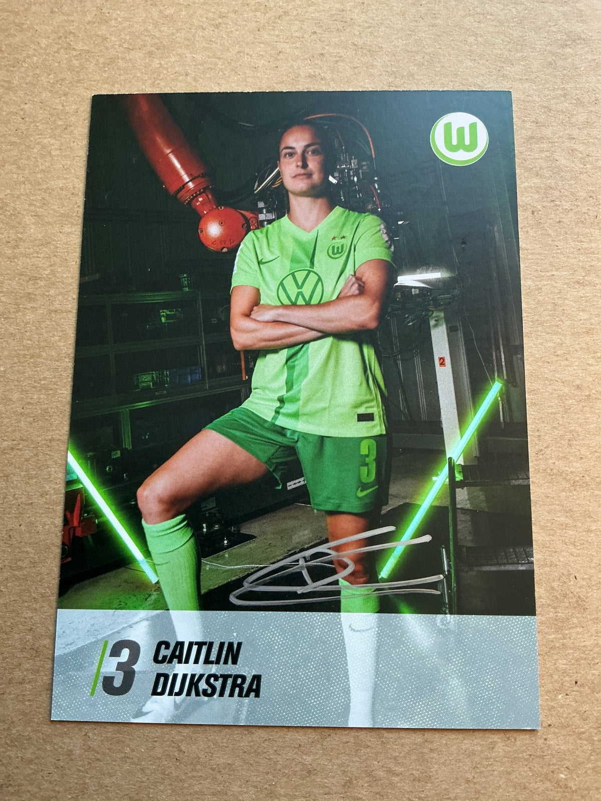 Caitlin Dijkstra, Netherlands 🇳🇱 VfL Wolfsburg 2024/25 hand signed - Autographs-World