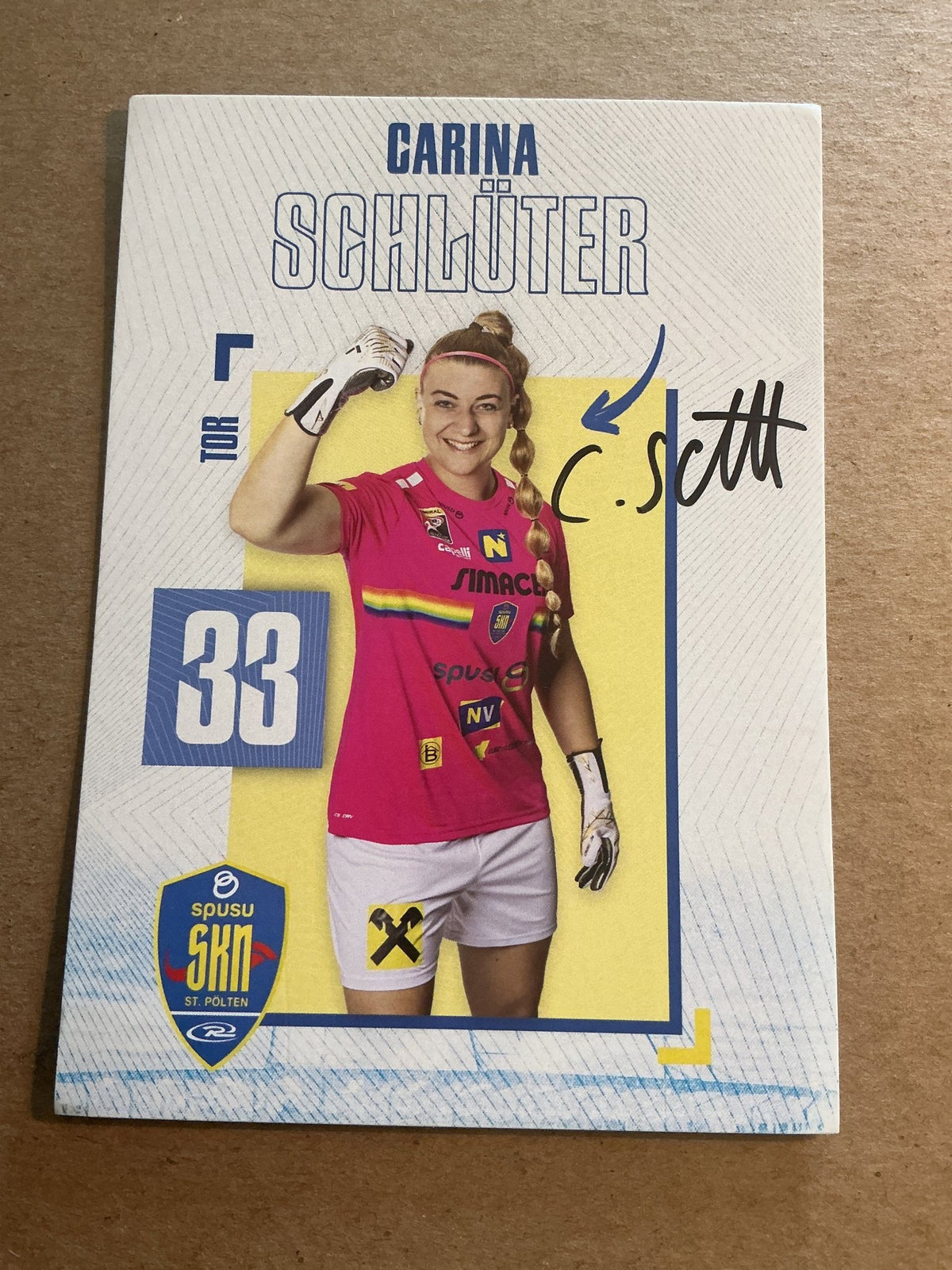 Carina Schlüter, Germany 🇩🇪 SKN St. Pölten 2024/25 hand signed - Autographs-World