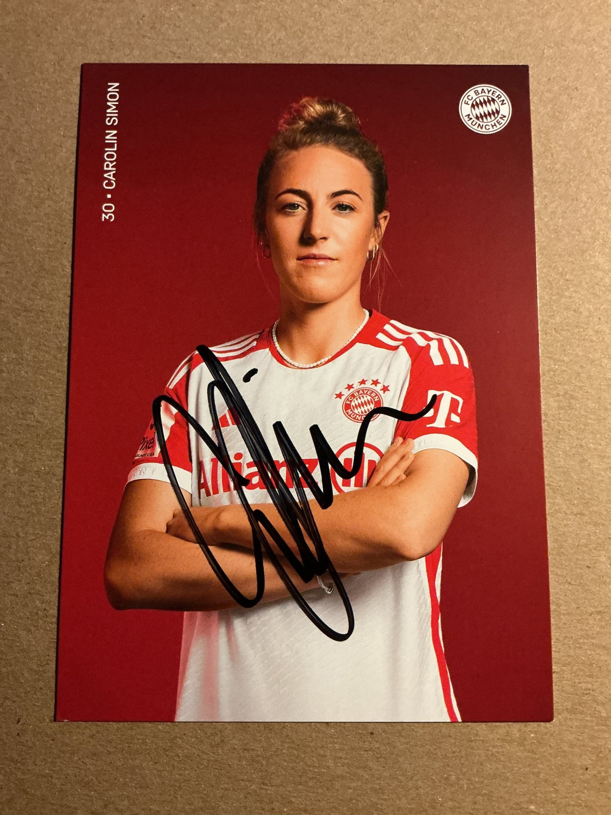 Carolin Simon, Germany 🇩🇪 FC Bayern München 2023/24 hand signed - Autographs-World