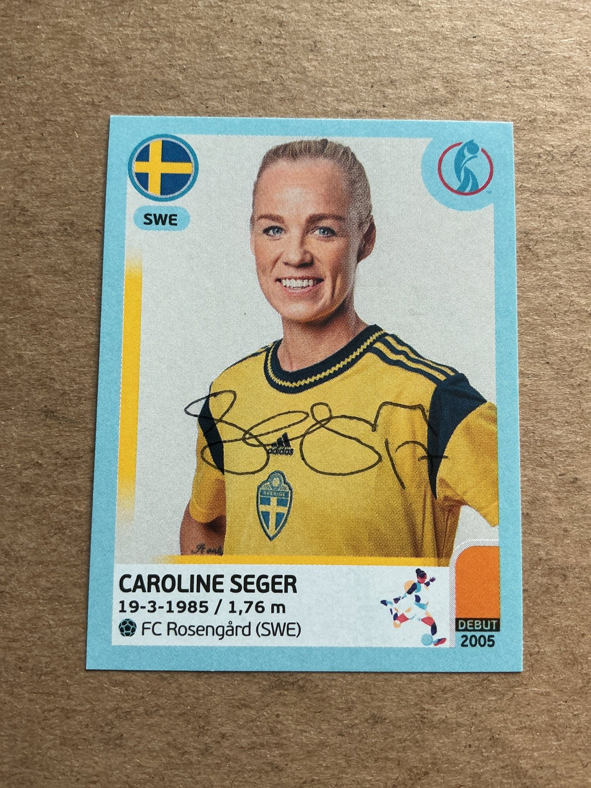 Caroline Seger, Sweden 🇸🇪 UEFA Women’s Euro Cup 2022 Panini hand signed - Autographs-World