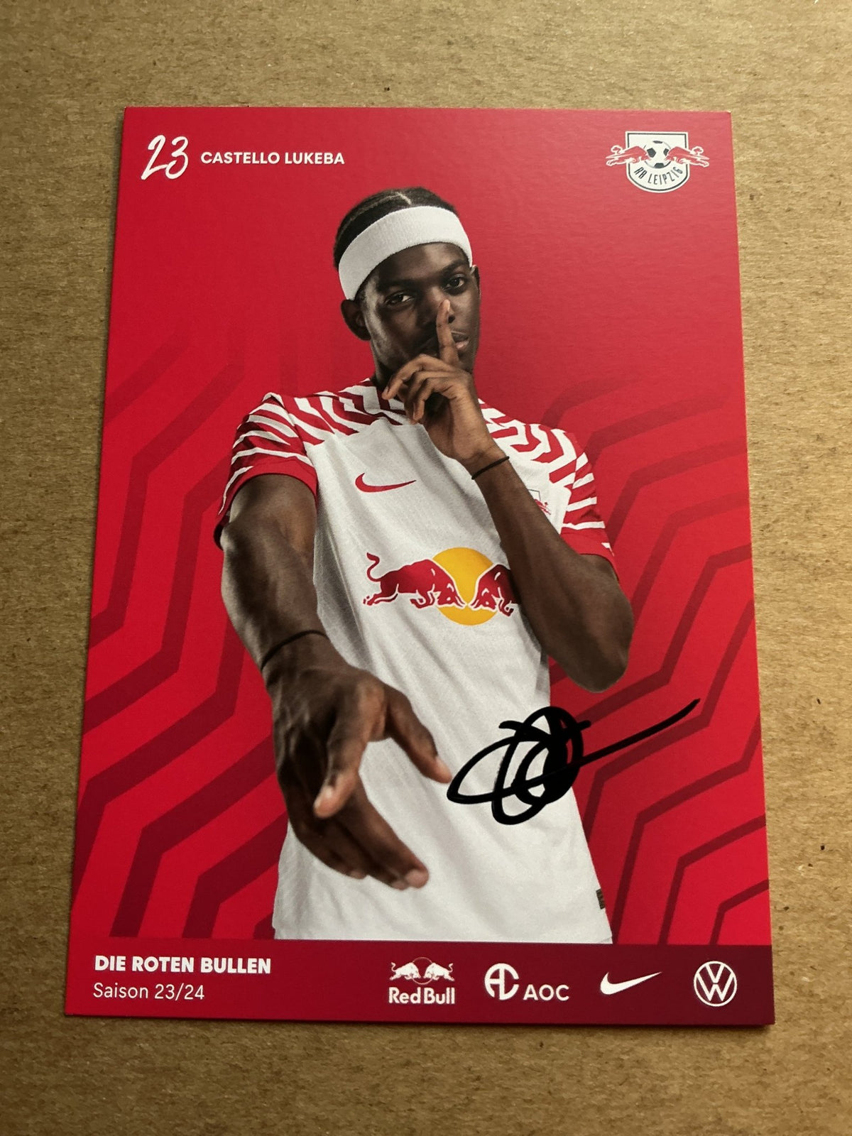 Castello Lukeba, France 🇫🇷 RB Leipzig 2023/24 hand signed - Autographs-World