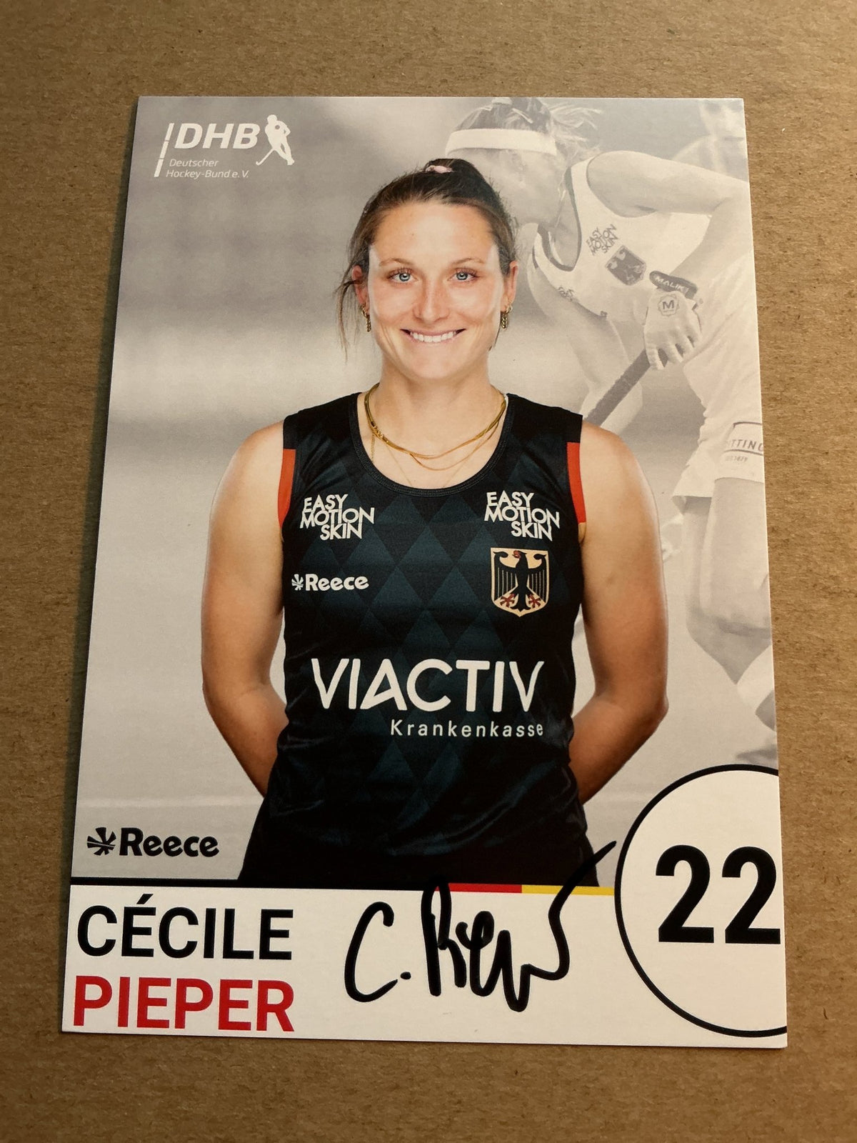 Cecilie Pieper, Germany 🇩🇪 Field Hockey Summer Olympics 2024 hand signed - Autographs-World
