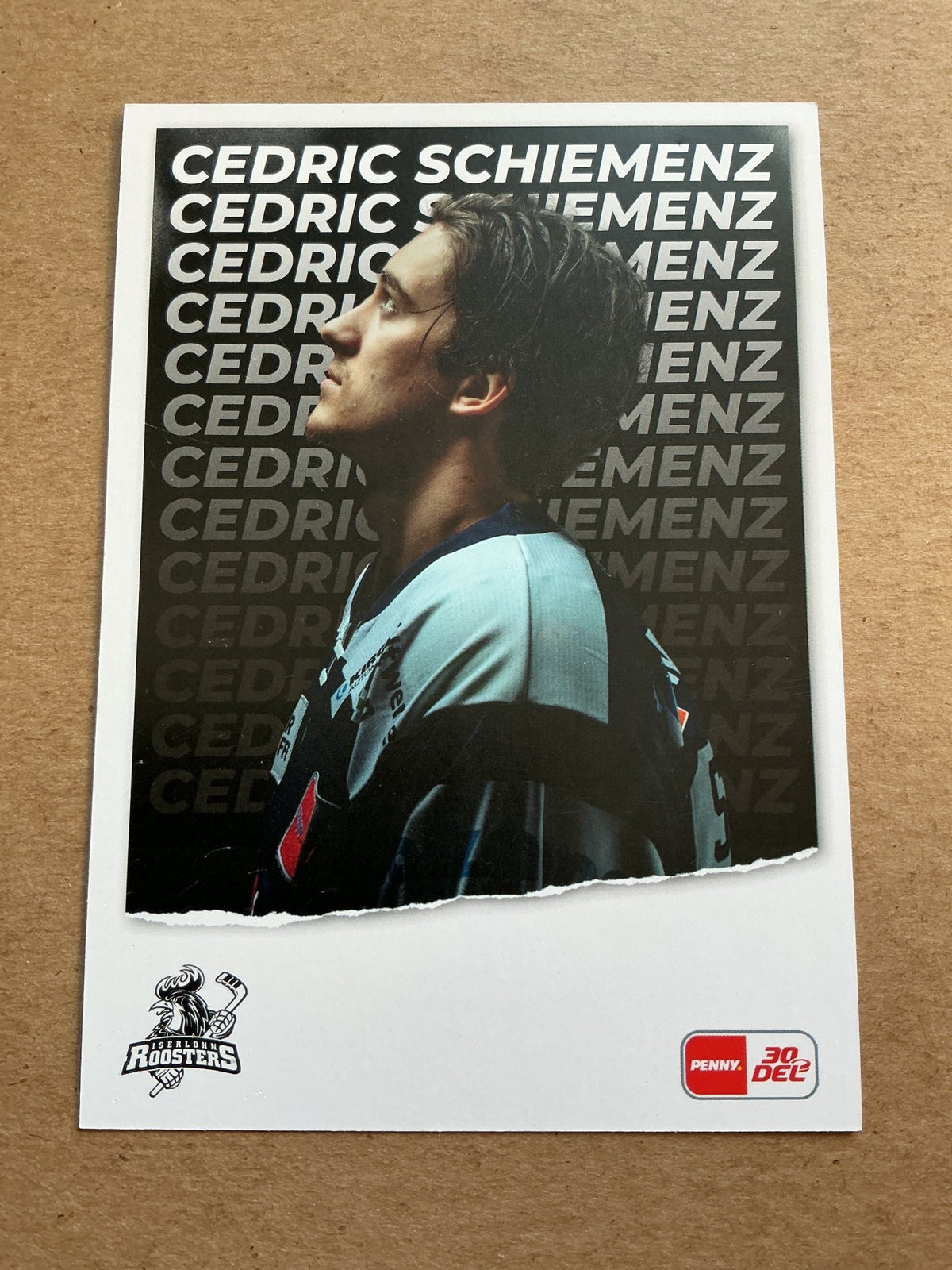 Cedric Schiemenz, Germany 🇩🇪 Iserlohn Roosters 2023/24 hand signed - Autographs-World