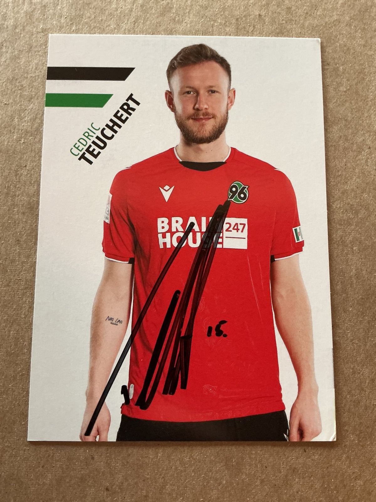 Cedric Teuchert, Germany 🇩🇪 Hannover 96 2021/22 hand signed - Autographs-World