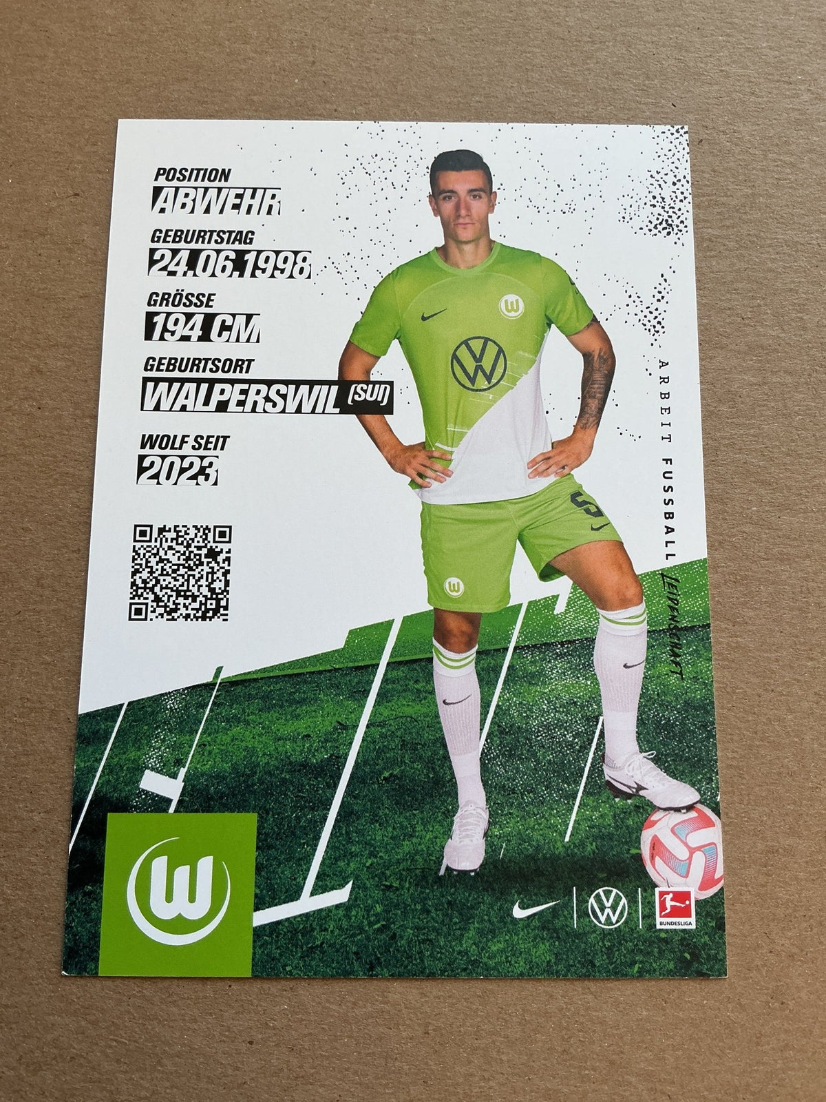 Cedric Zesiger, Switzerland 🇨🇭 VfL Wolfsburg 2023/24 hand signed - Autographs-World