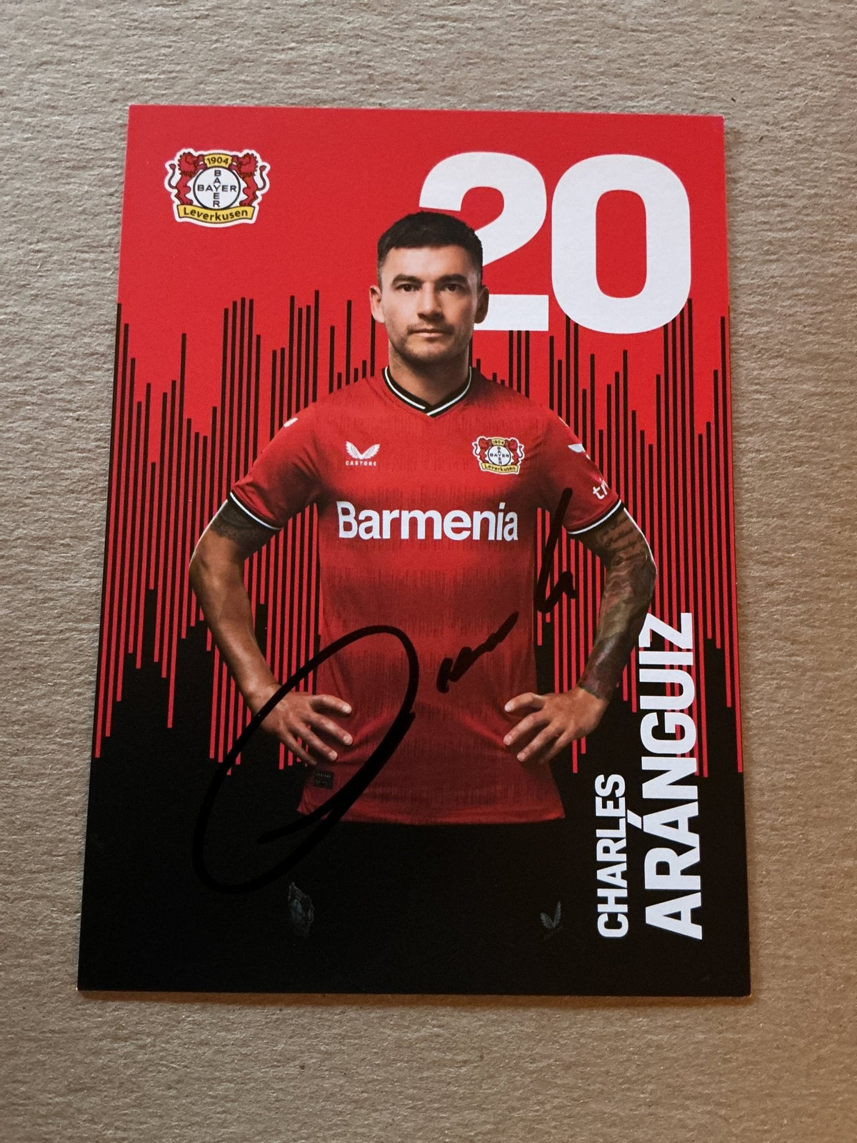 Charles Aránguiz, Chile 🇨🇱 Bayer 04 Leverkusen 2022/23 hand signed - Autographs-World