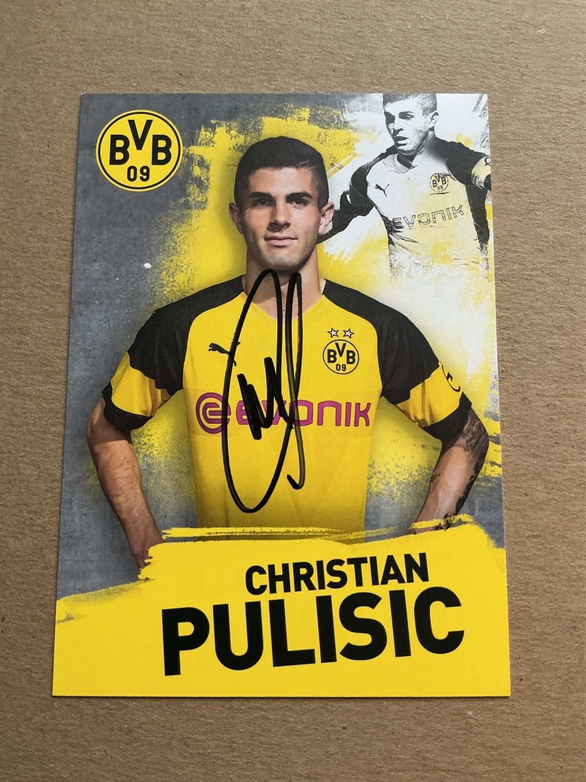 Christian Pulisic, USA 🇺🇸 Borussia Dortmund 2018/19 hand signed - Autographs-World