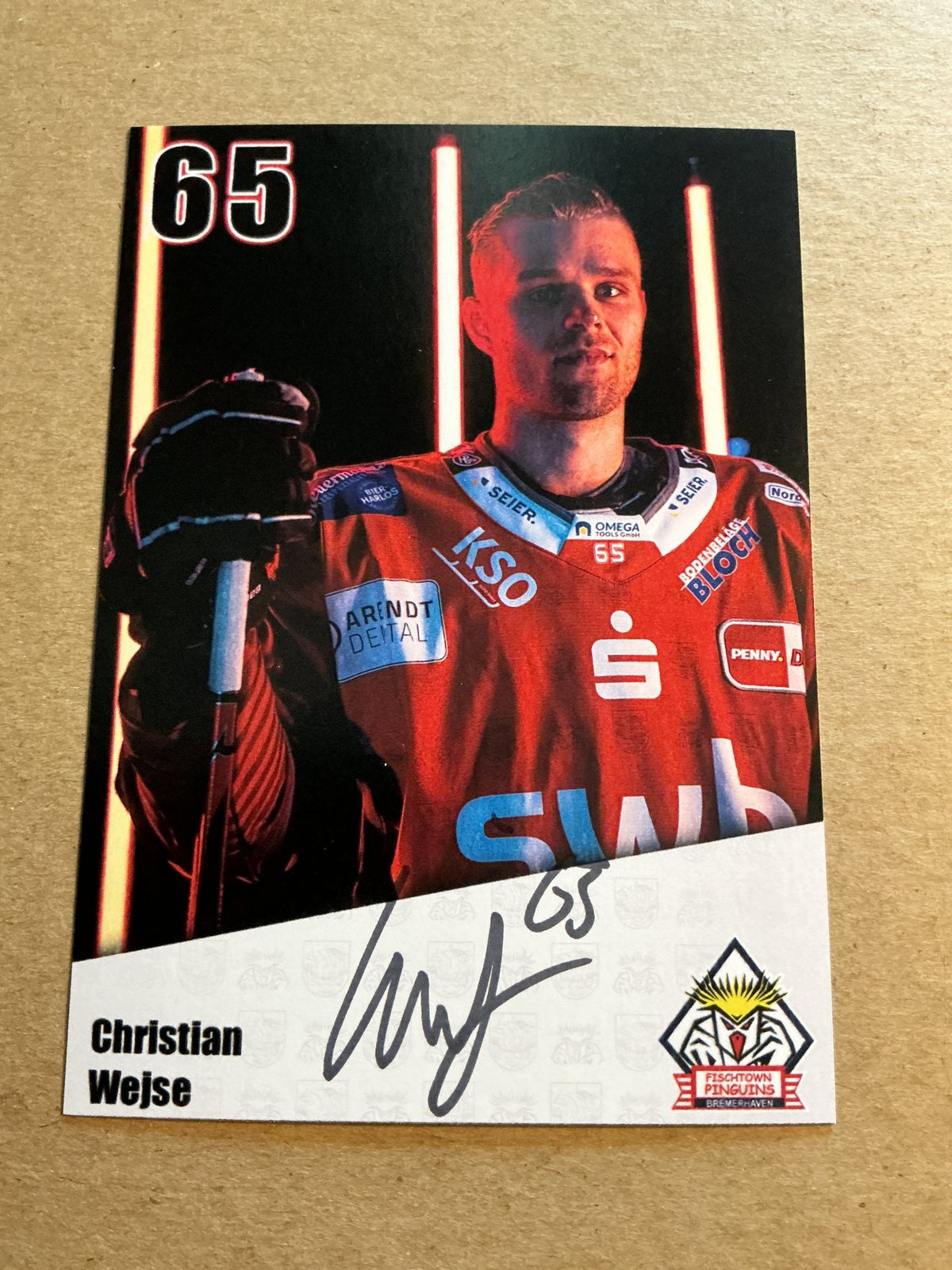 Christian Wejse, Denmark 🇩🇰 Fishtown Pinguins 2024/25 hand signed - Autographs-World