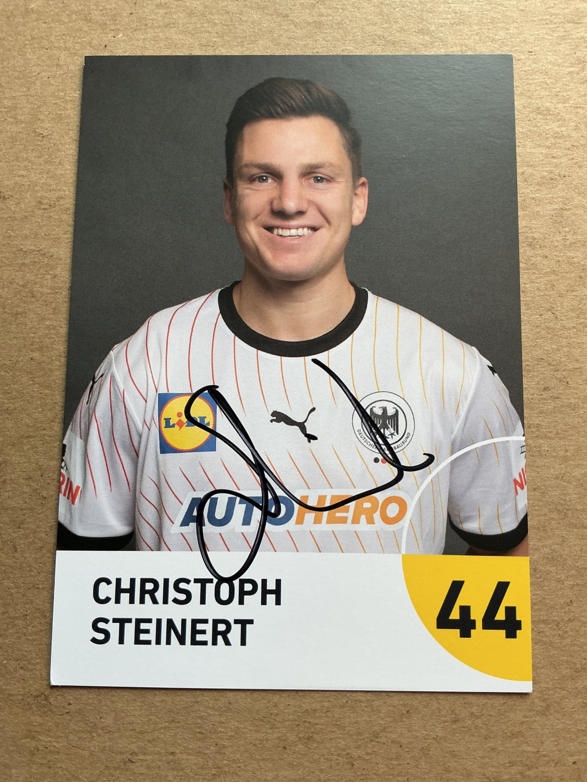 Christoph Steinert, Germany 🇩🇪 Handball Summer Olympics 2024 hand signed - Autographs-World