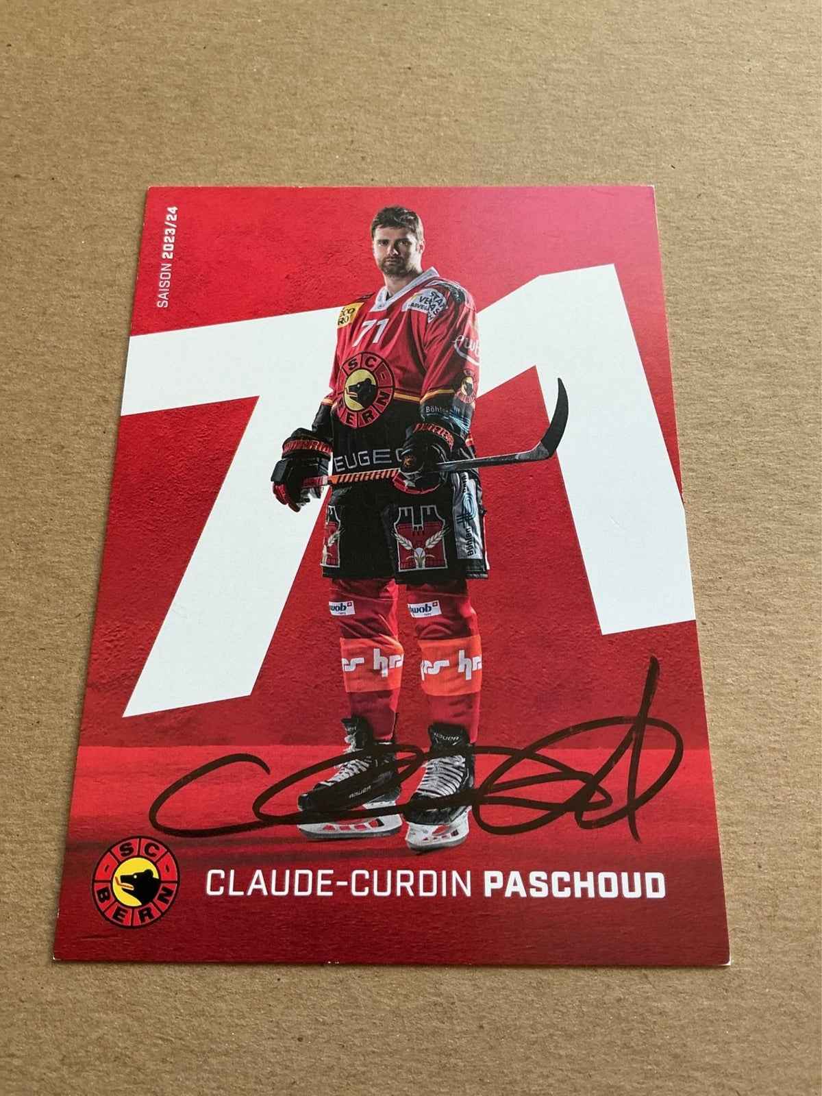 Claude-Curdin Paschoud, Switzerland 🇨🇭 SC Bern 2023/24 hand signed - Autographs-World