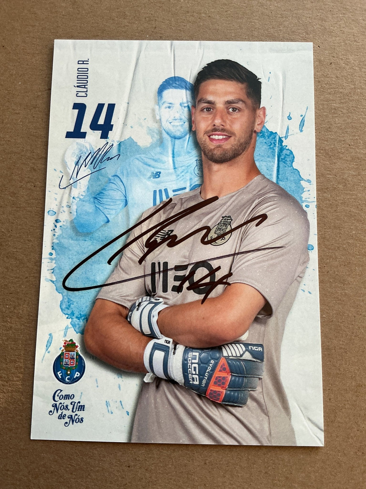 Cláudio Ramos, Portugal 🇵🇹 FC Porto 2021/22 hand signed - Autographs-World