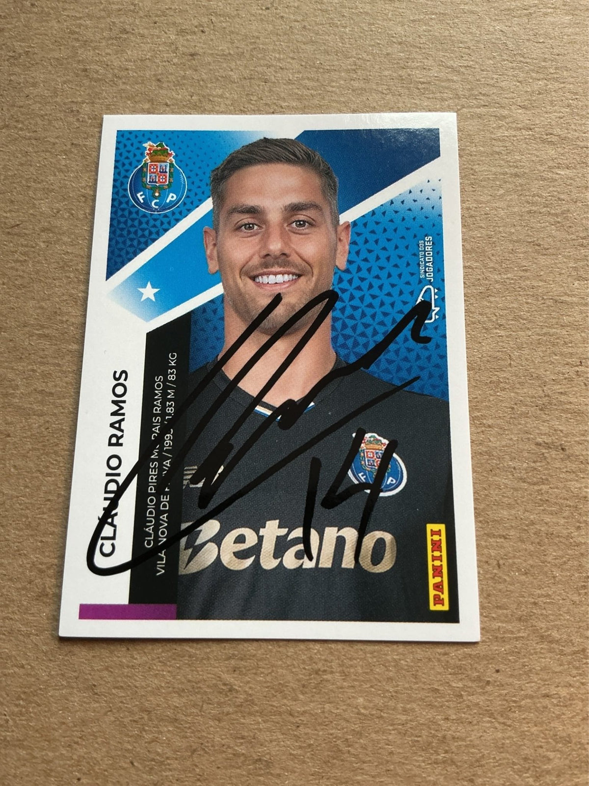 Cláudio Ramos, Portugal 🇵🇹 FC Porto 2025/26 Panini hand signed - Autographs-World