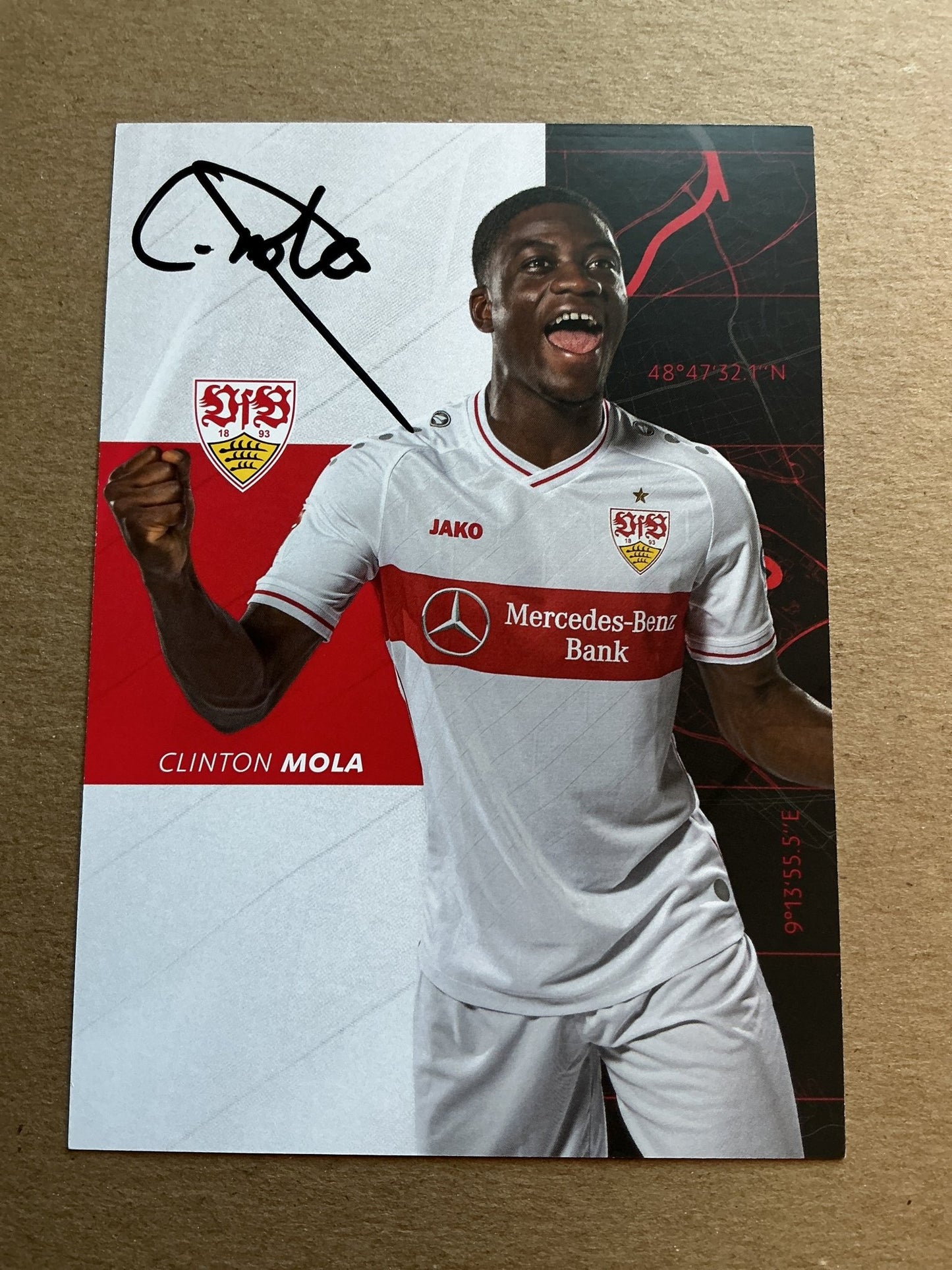 Clinton Mola, England 🏴󠁧󠁢󠁥󠁮󠁧󠁿 VfB Stuttgart 2020/21 hand signed - Autographs-World
