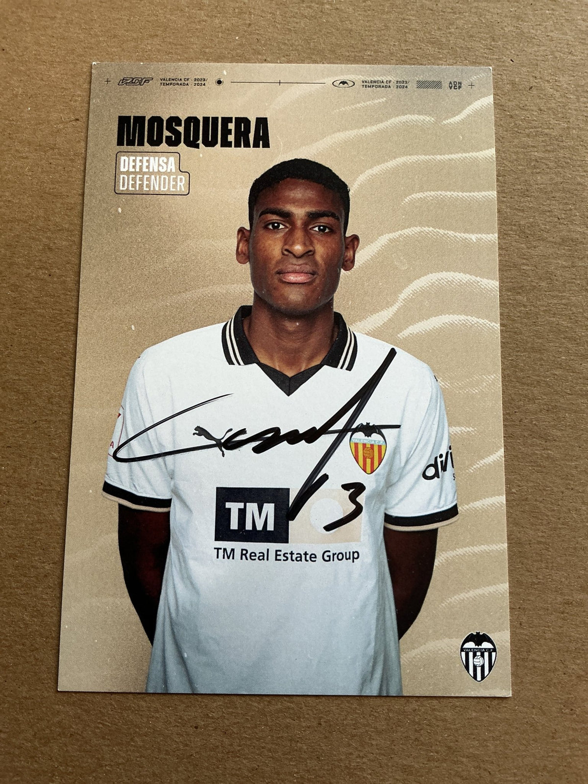 Cristhian Mosquera, Spain 🇪🇸 Valencia CF 2023/24 hand signed - Autographs-World
