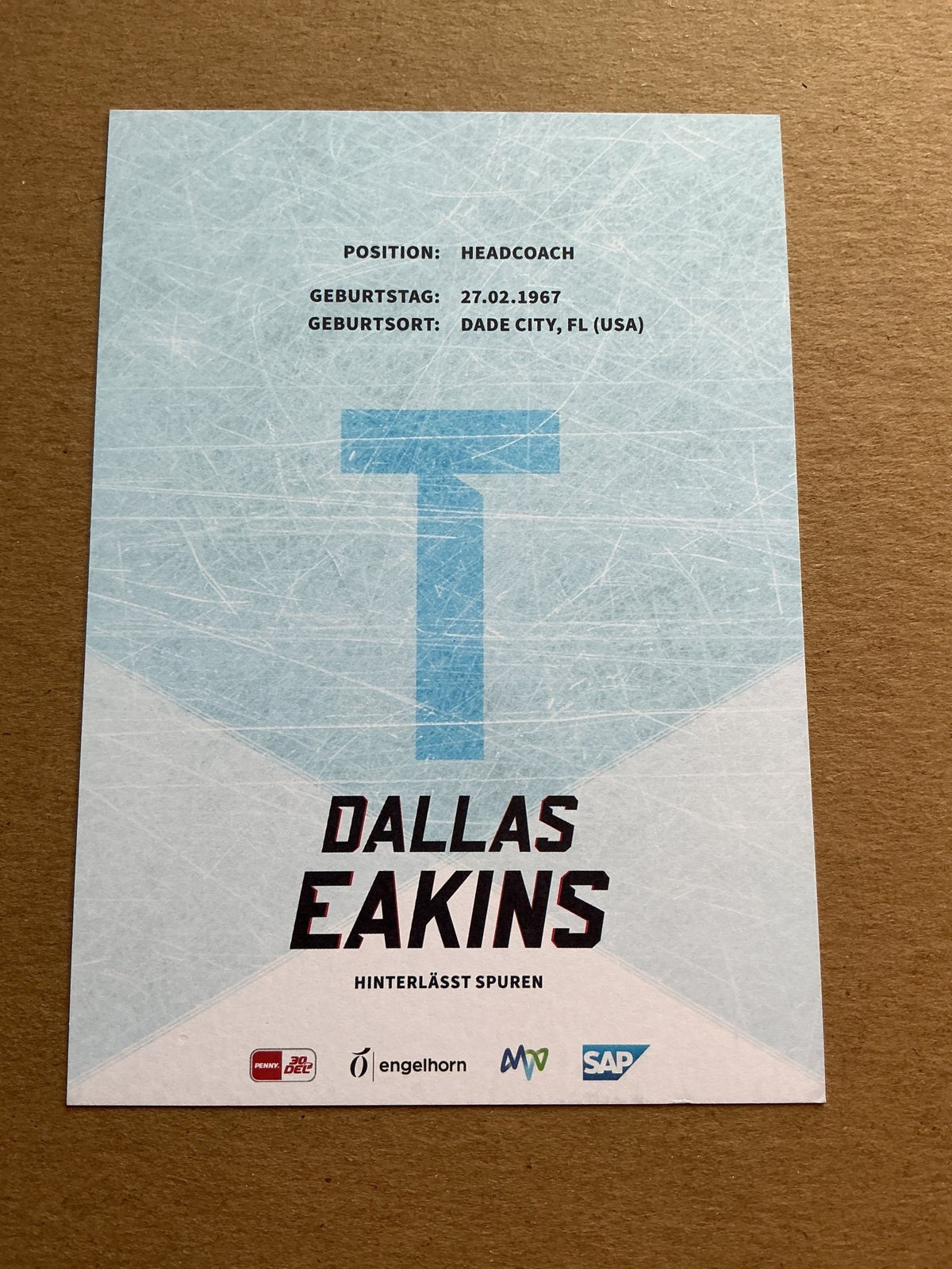 Dallas Eakins, USA 🇺🇸 Adler Mannheim 2023/24 hand signed - Autographs-World