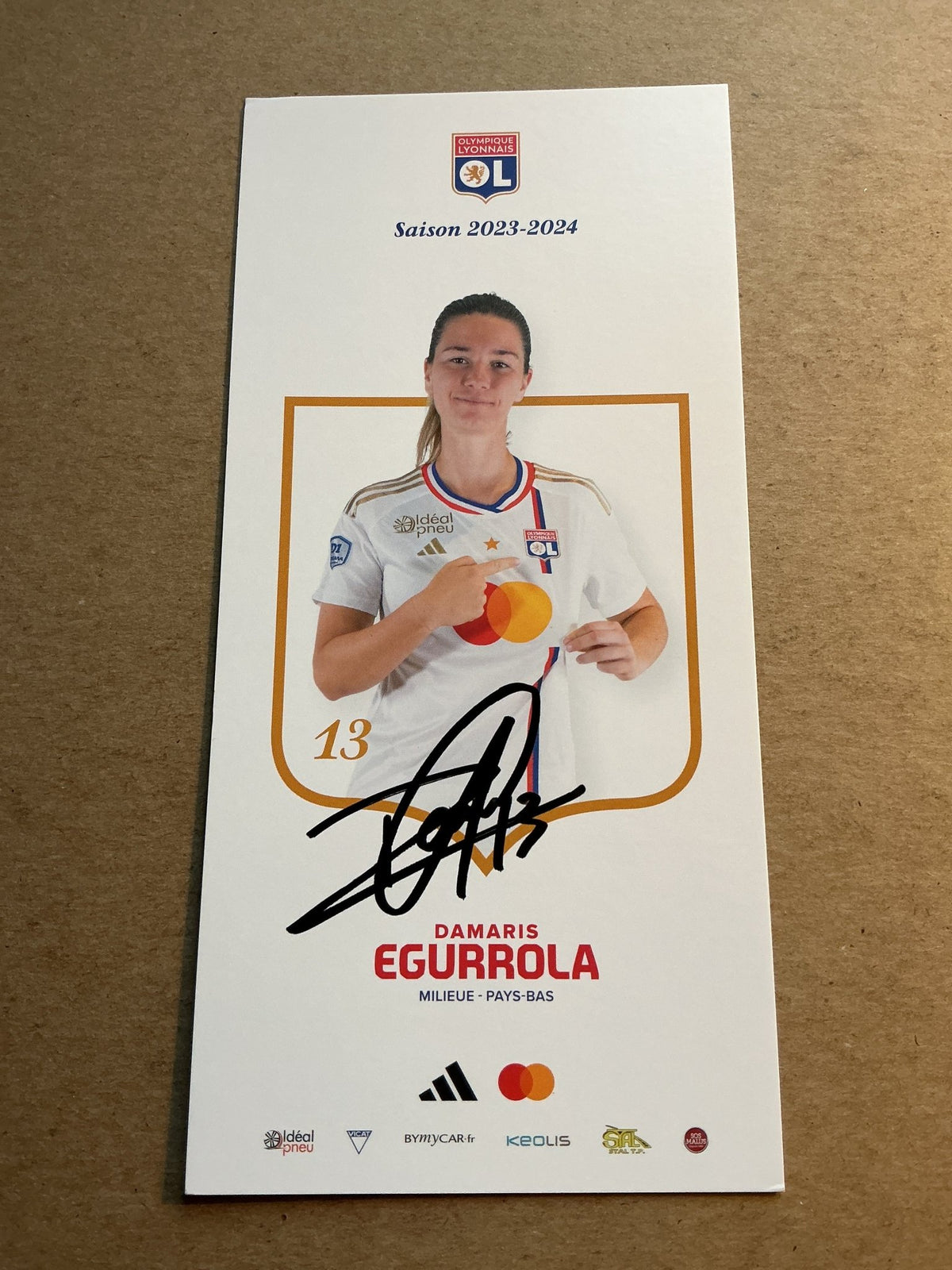 Damaris Egurrola, Netherlands 🇳🇱 Olympique Lyon 2023/24 hand signed - Autographs-World