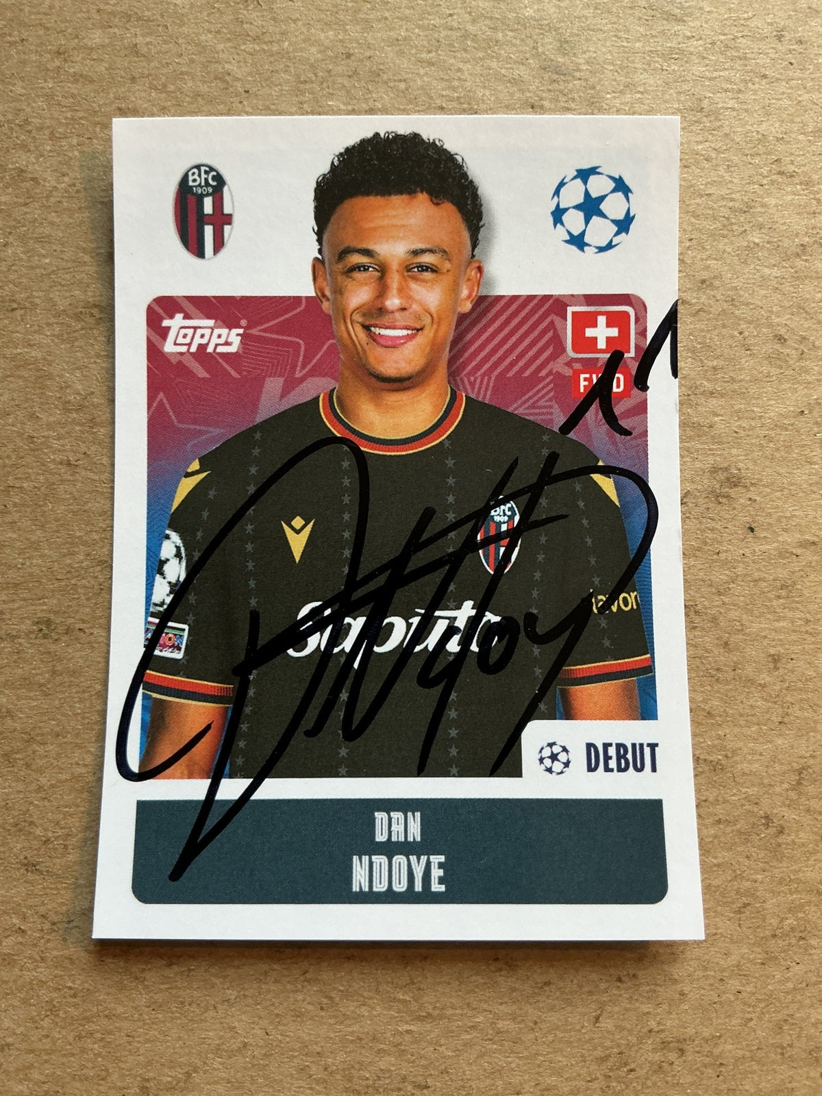 Dan Ndoye, Switzerland 🇨🇭 Bologna FC 2024/25 Topps hand signed - Autographs-World