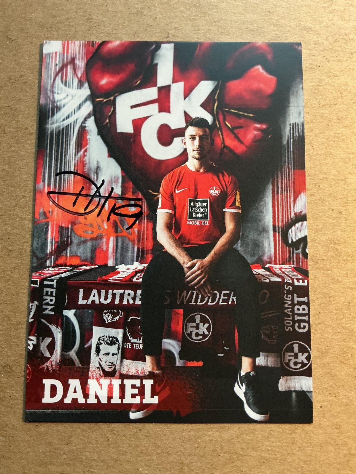Daniel Hanslik, Germany 🇩🇪 1.FC Kaiserslautern 2022/23 hand signed - Autographs-World