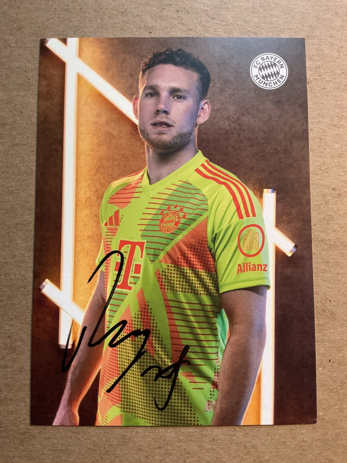 Daniel Peretz, Israel 🇮🇱 FC Bayern München 2024/25 hand signed - Autographs-World