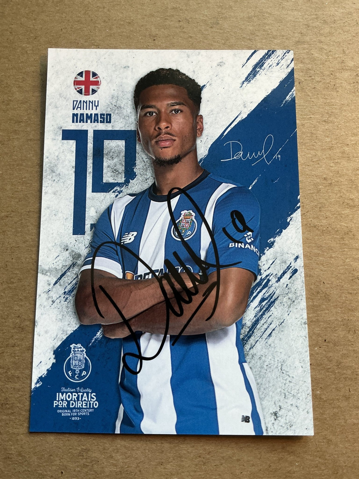 Danny Namaso, England 🏴󠁧󠁢󠁥󠁮󠁧󠁿 FC Porto 2023/24 hand signed - Autographs-World