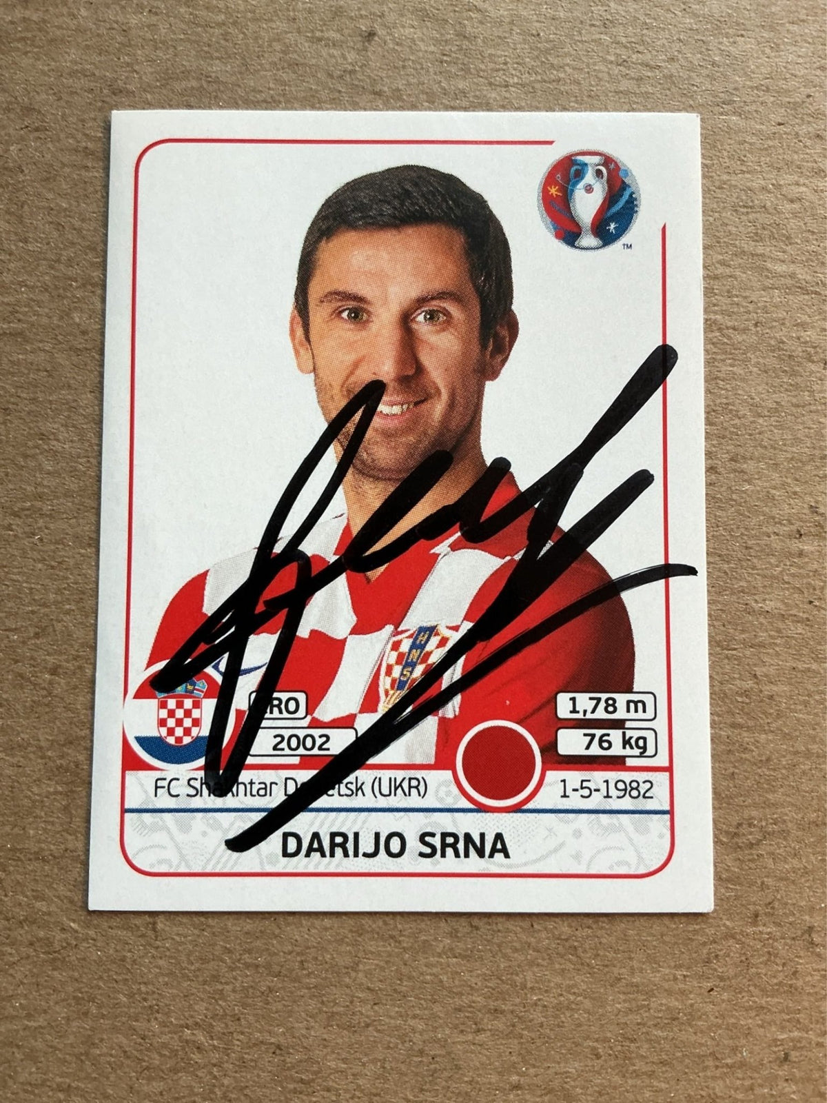 Darijo Srna, Croatia 🇭🇷 UEFA Euro 2016 Panini hand signed - Autographs-World