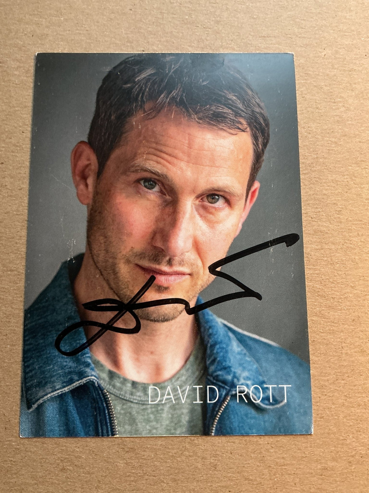 David Rott, Germany 🇩🇪 Actor 2024 hand signed - Autographs-World