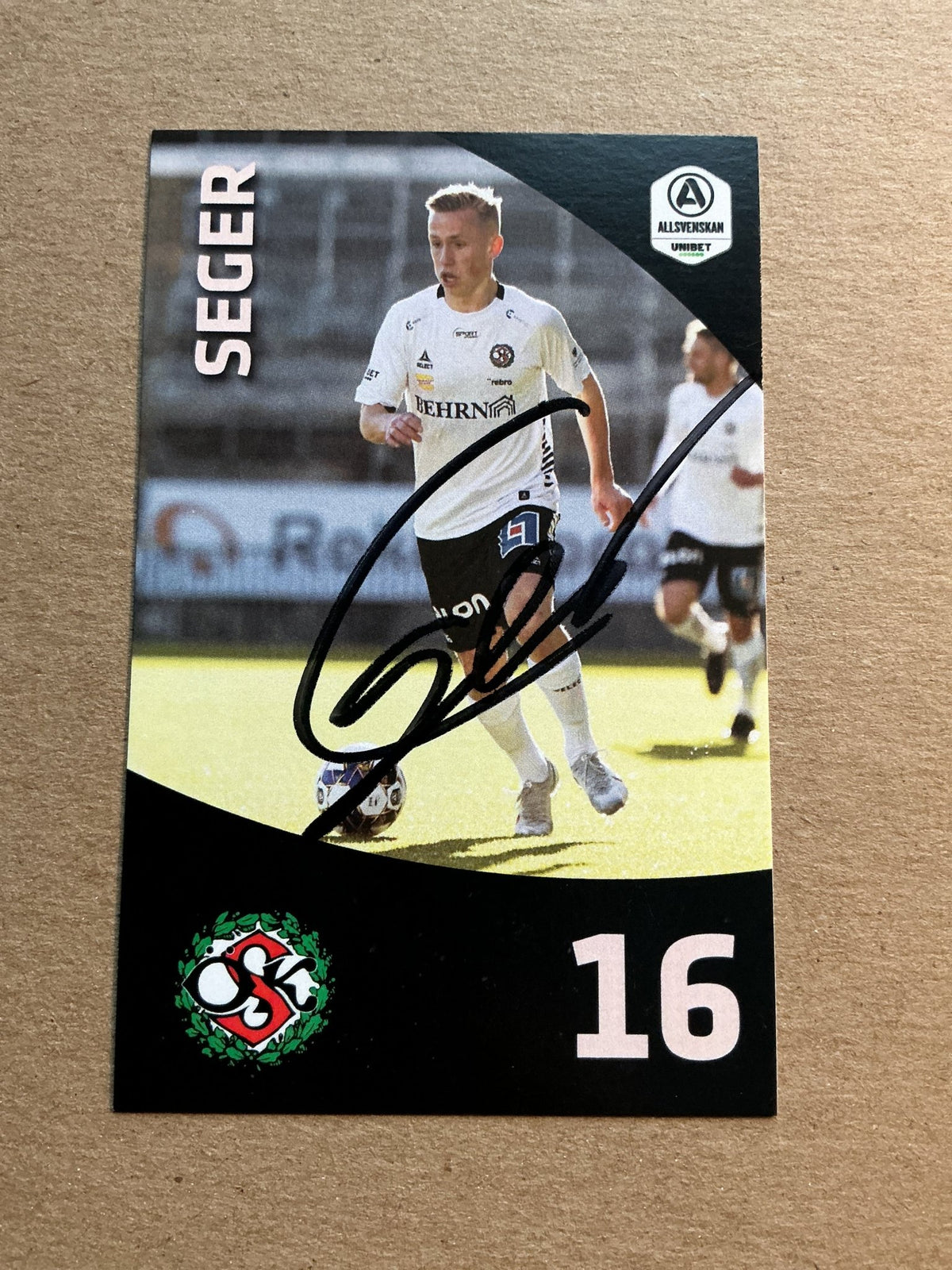 David Seger, Sweden 🇸🇪 Örebro SK 2021/22 hand signed - Autographs-World