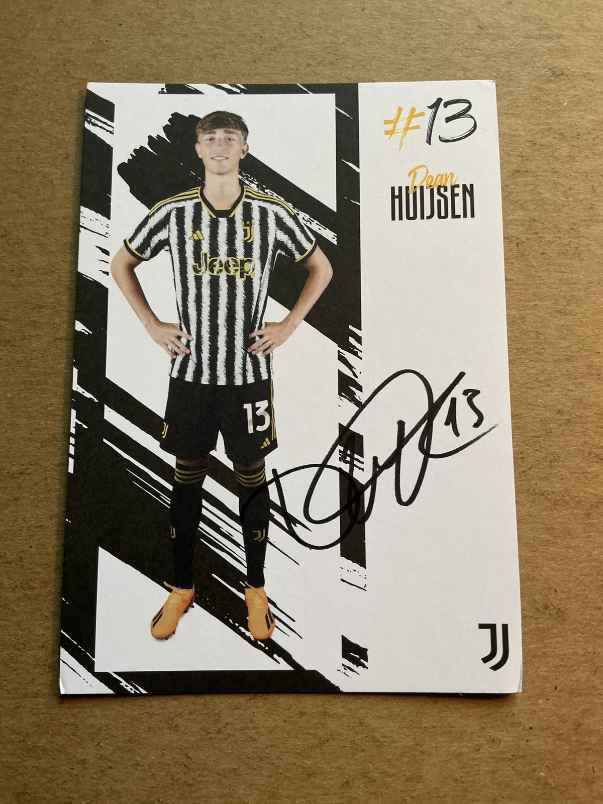 Dean Huijsen, Spain 🇪🇸 Juventus FC 2023/24 hand signed - Autographs-World