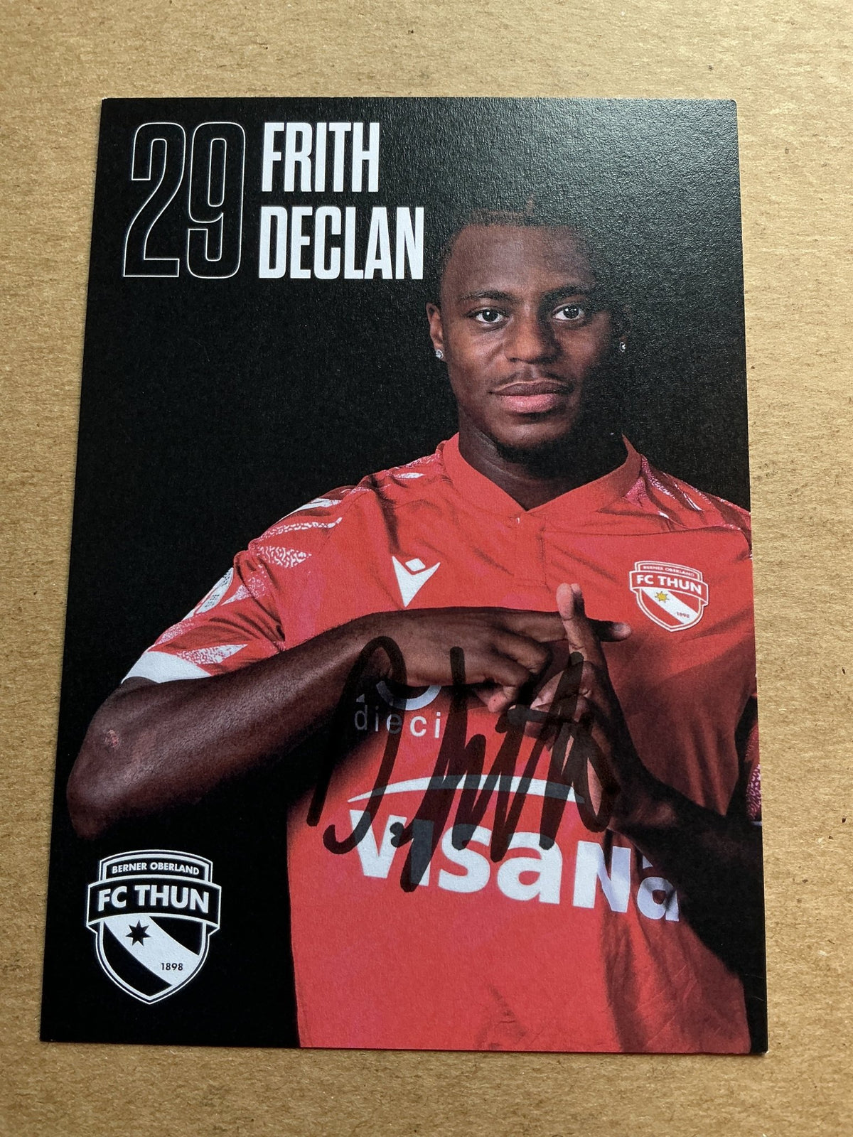 Declan Frith, England 🏴󠁧󠁢󠁥󠁮󠁧󠁿 FC Thun 2024/25 hand signed - Autographs-World