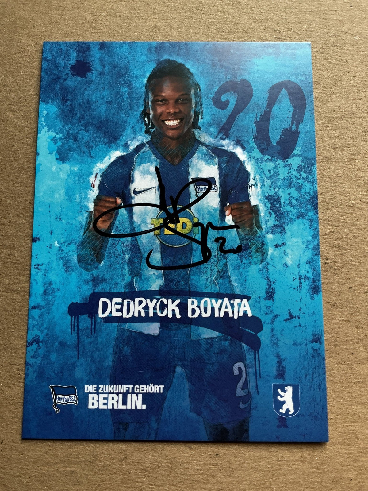 Dedryck Boyata, Belgium 🇧🇪 Hertha BSC Berlin 2019/20 hand signed - Autographs-World