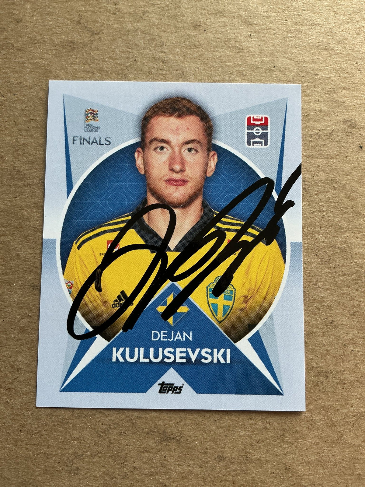 Dejan Kulusevski, Sweden 🇸🇪 Nations League 2021 Topps hand signed - Autographs-World
