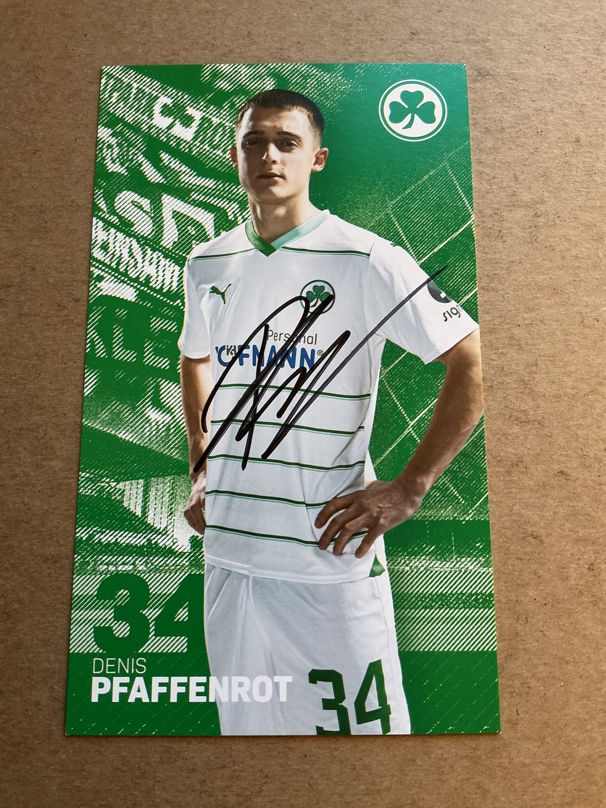 Dennis Pfaffenrot, Germany 🇩🇪 SpVgg Greuther Fürth 2023/24 hand signed - Autographs-World