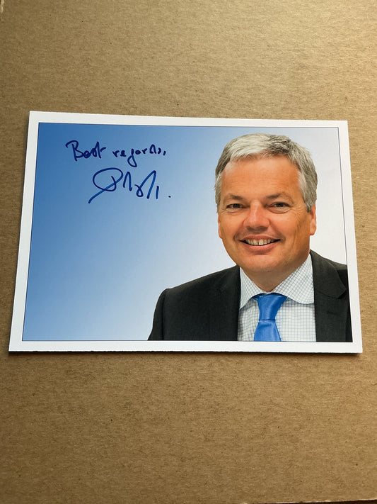 Didier Reynders, Belgium 🇧🇪 Foreign Minister Politics hand signed - Autographs-World