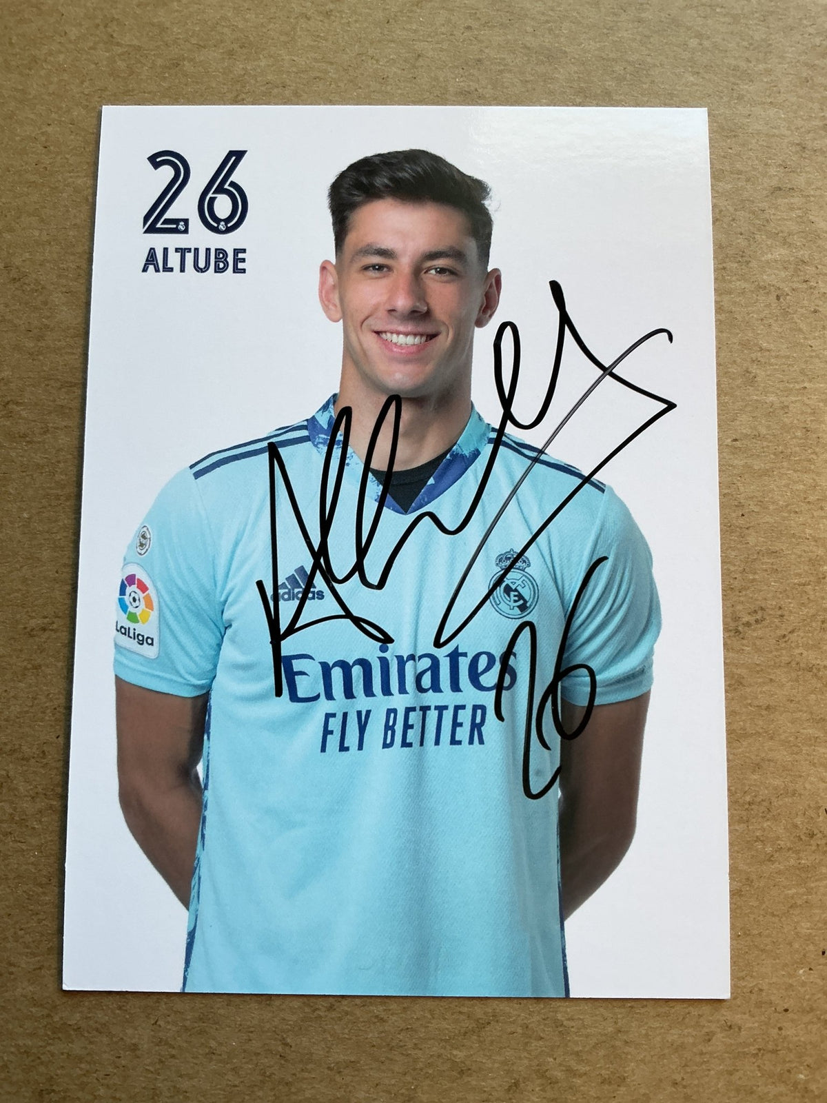 Diego Altube, Spain 🇪🇸 Real Madrid 2020/21 hand signed - Autographs-World