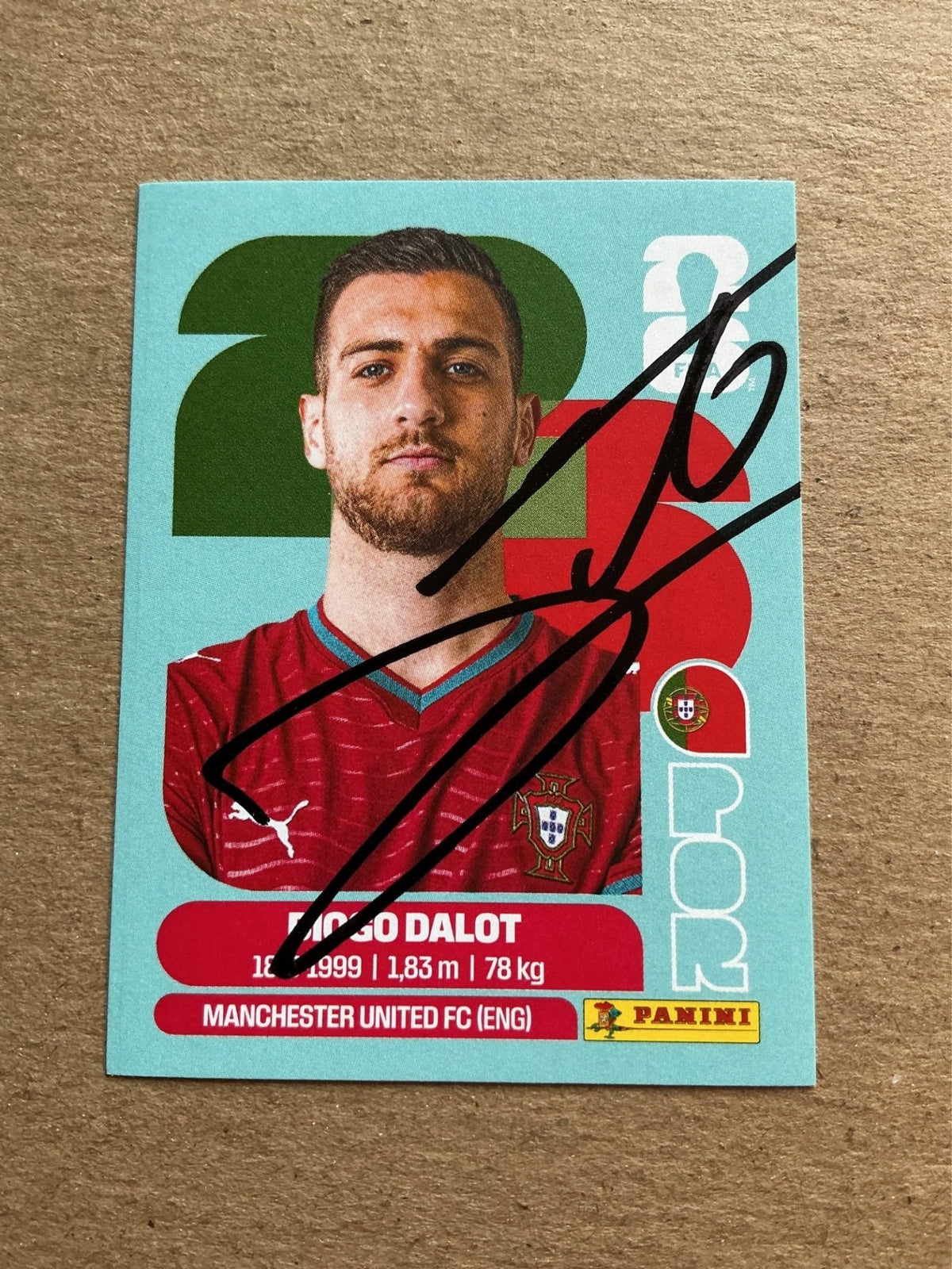 Diogo Dalot, Portugal 🇵🇹 FIFA World Cup 2026 Panini hand signed - Autographs-World