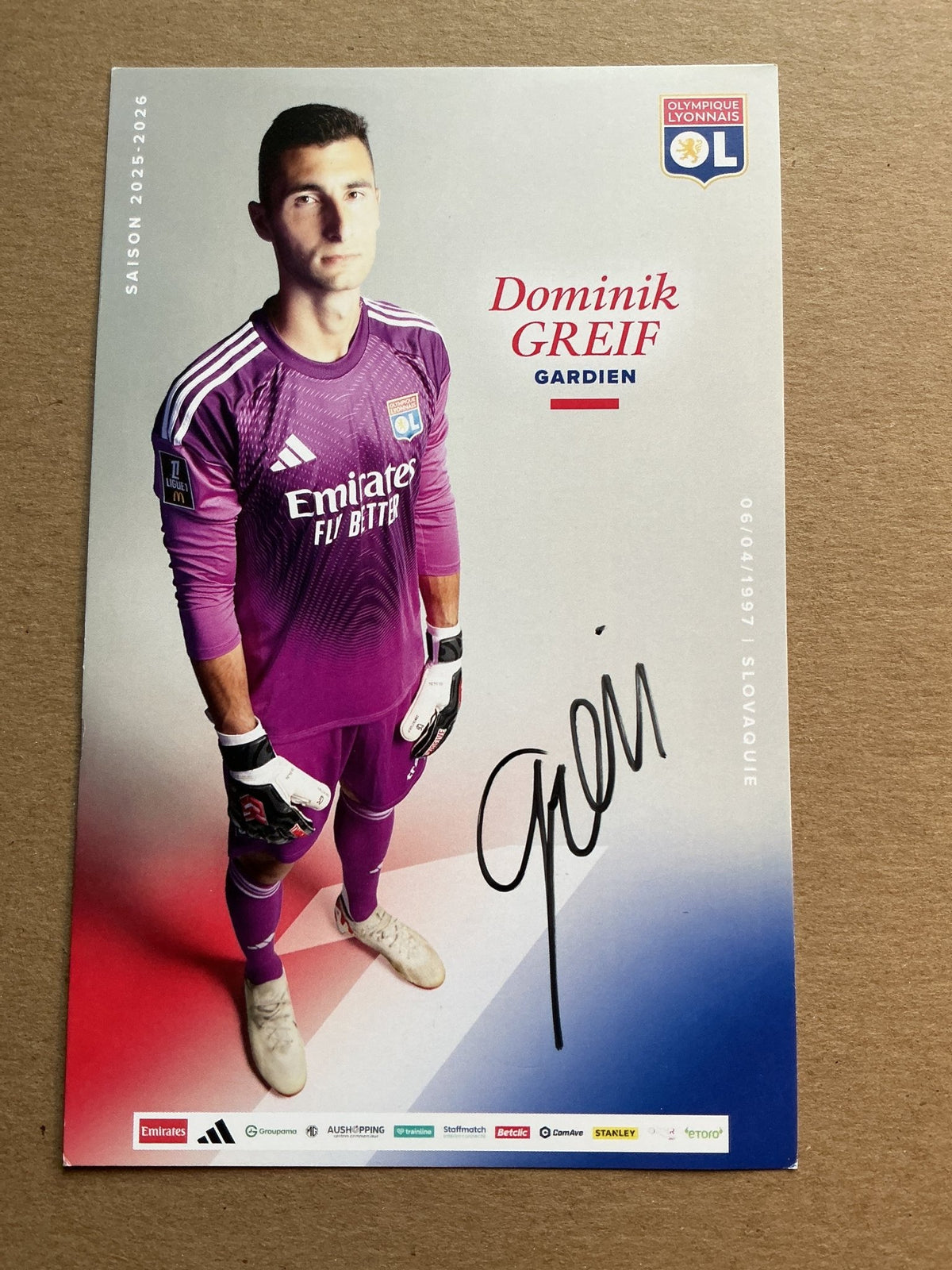 Dominik Greif, Slovakia 🇸🇰 Olympique Lyon 2025/26 hand signed - Autographs-World