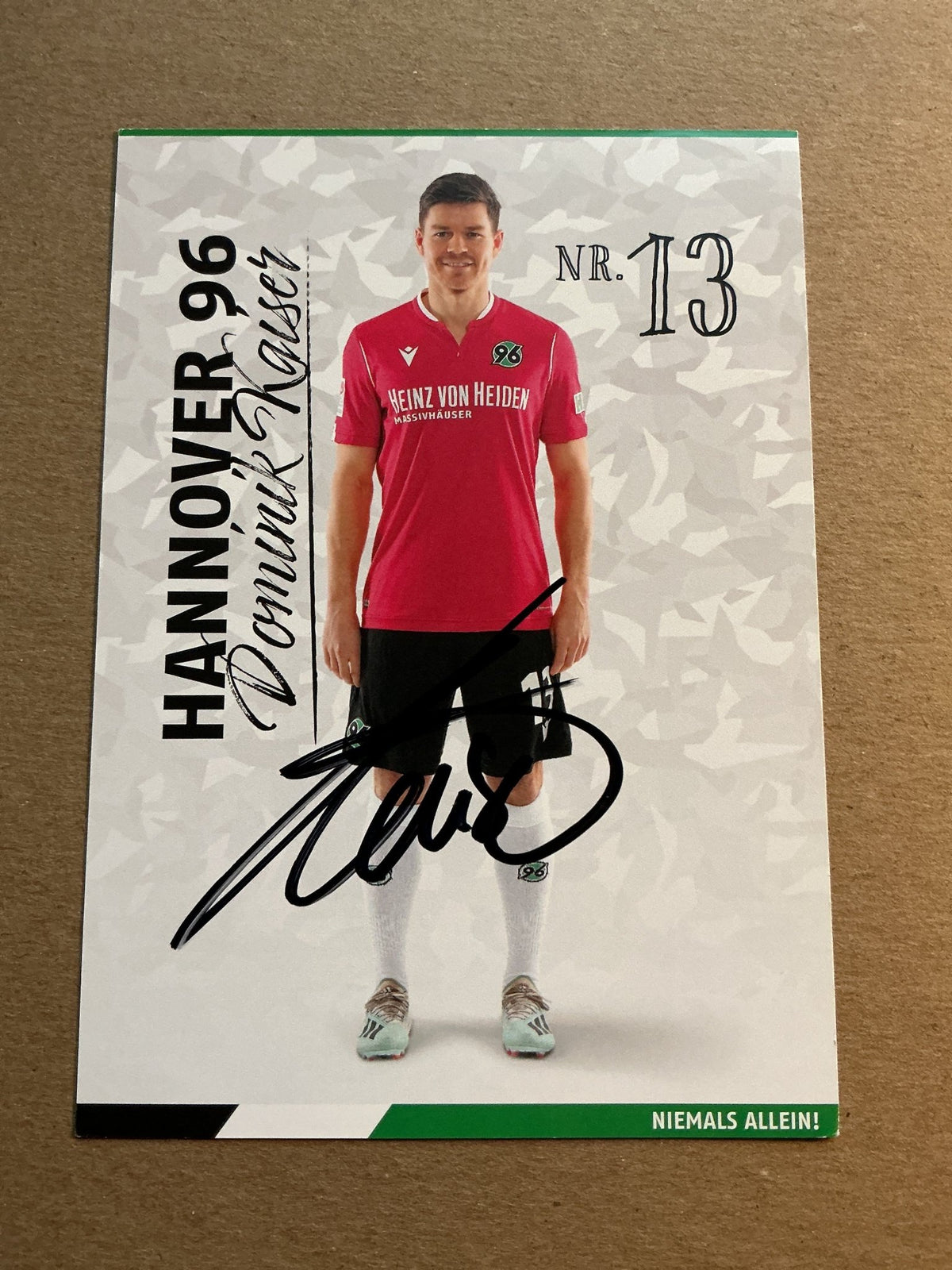 Dominik Kaiser, Germany 🇩🇪 Hannover 96 2019/20 hand signed - Autographs-World