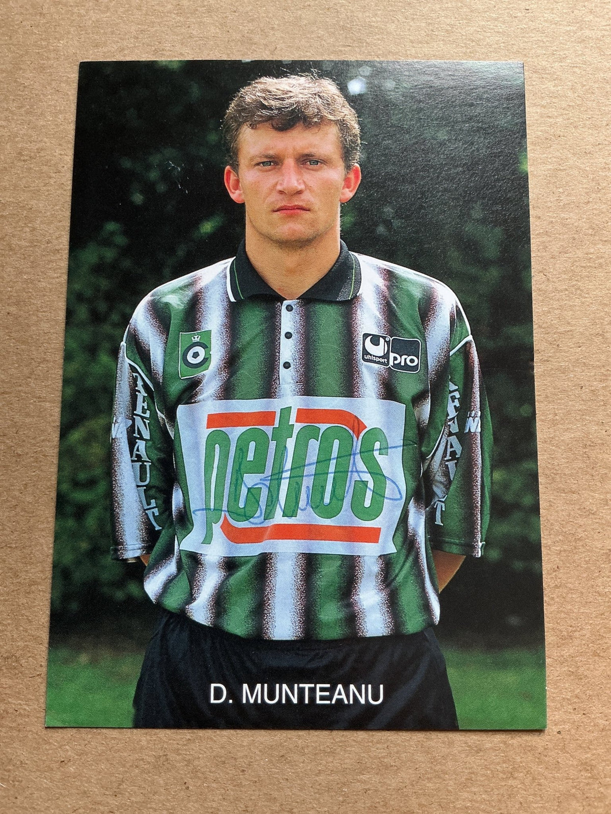 Dorinel Munteanu, Romania 🇷🇴 Cercle Brugge 1993/94 hand signed - Autographs-World