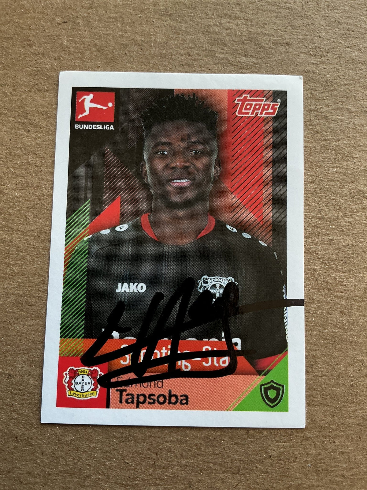 Edmond Tapsoba, Burkina Faso 🇧🇫 Bayer 04 Leverkusen 2020/21 Topps hand signed - Autographs-World
