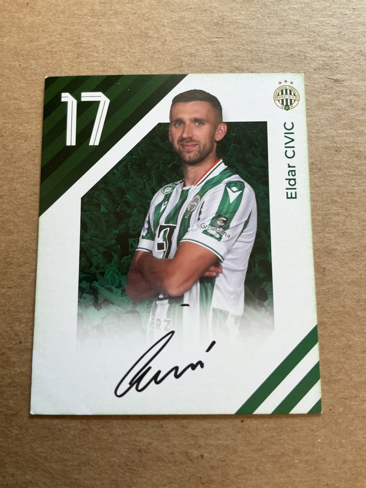 Eldar Civic, Bosnia 🇧🇦 Ferencvaros TC 2024/25 hand signed - Autographs-World