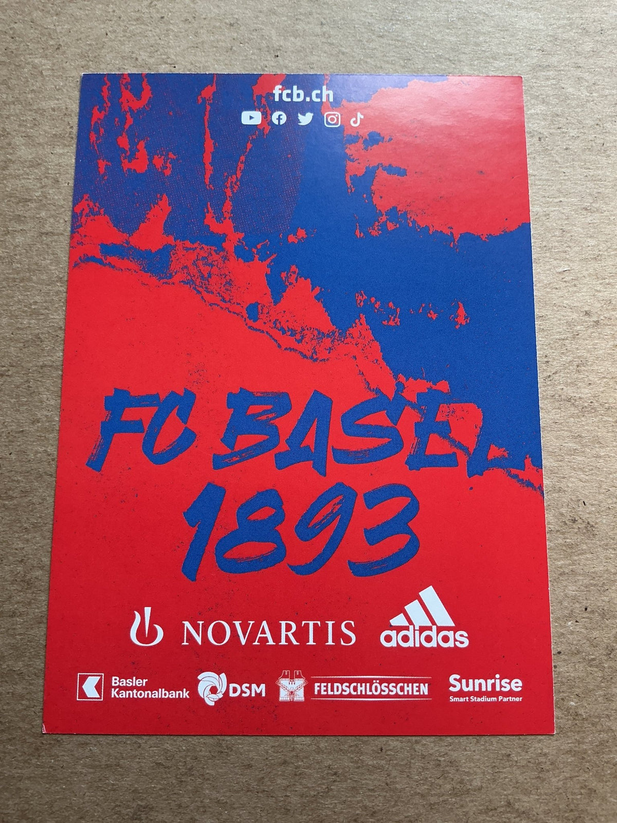 Elis Isufi, Switzerland 🇨🇭 FC Basel 2020/21 hand signed - Autographs-World