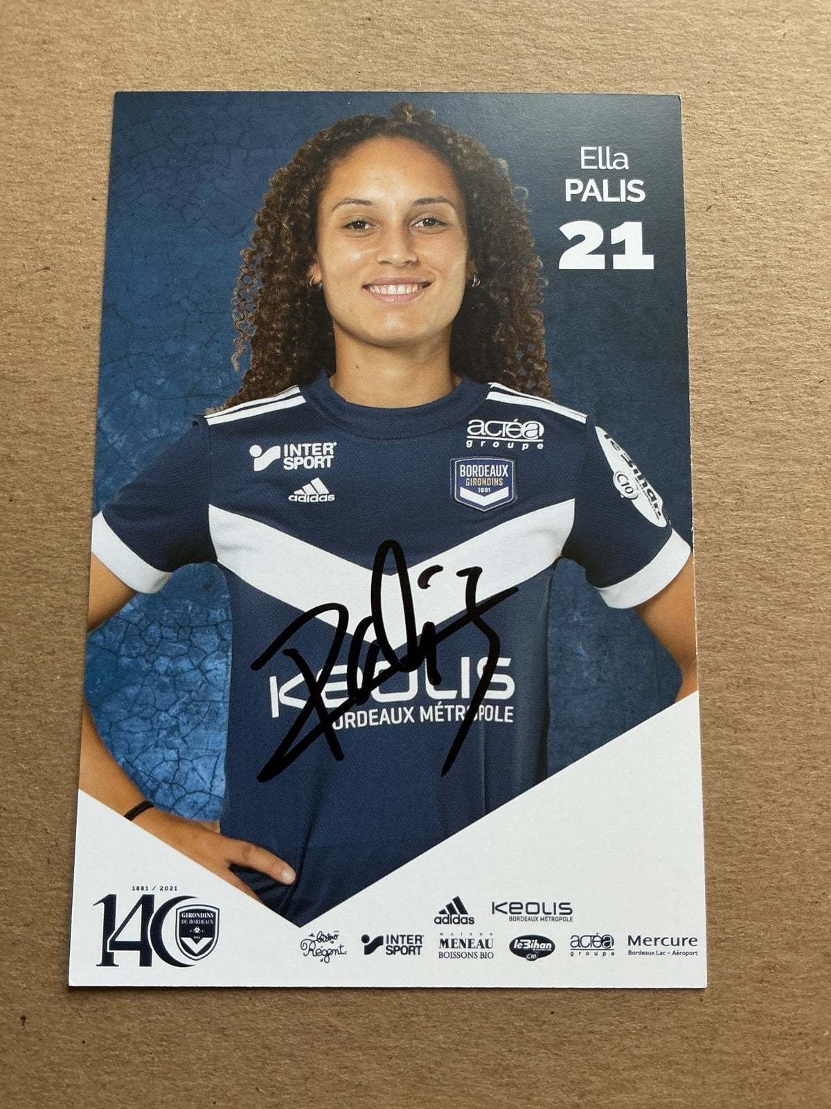Ella Palis, France 🇫🇷 Girondins Bordeaux 2021/22 hand signed - Autographs-World
