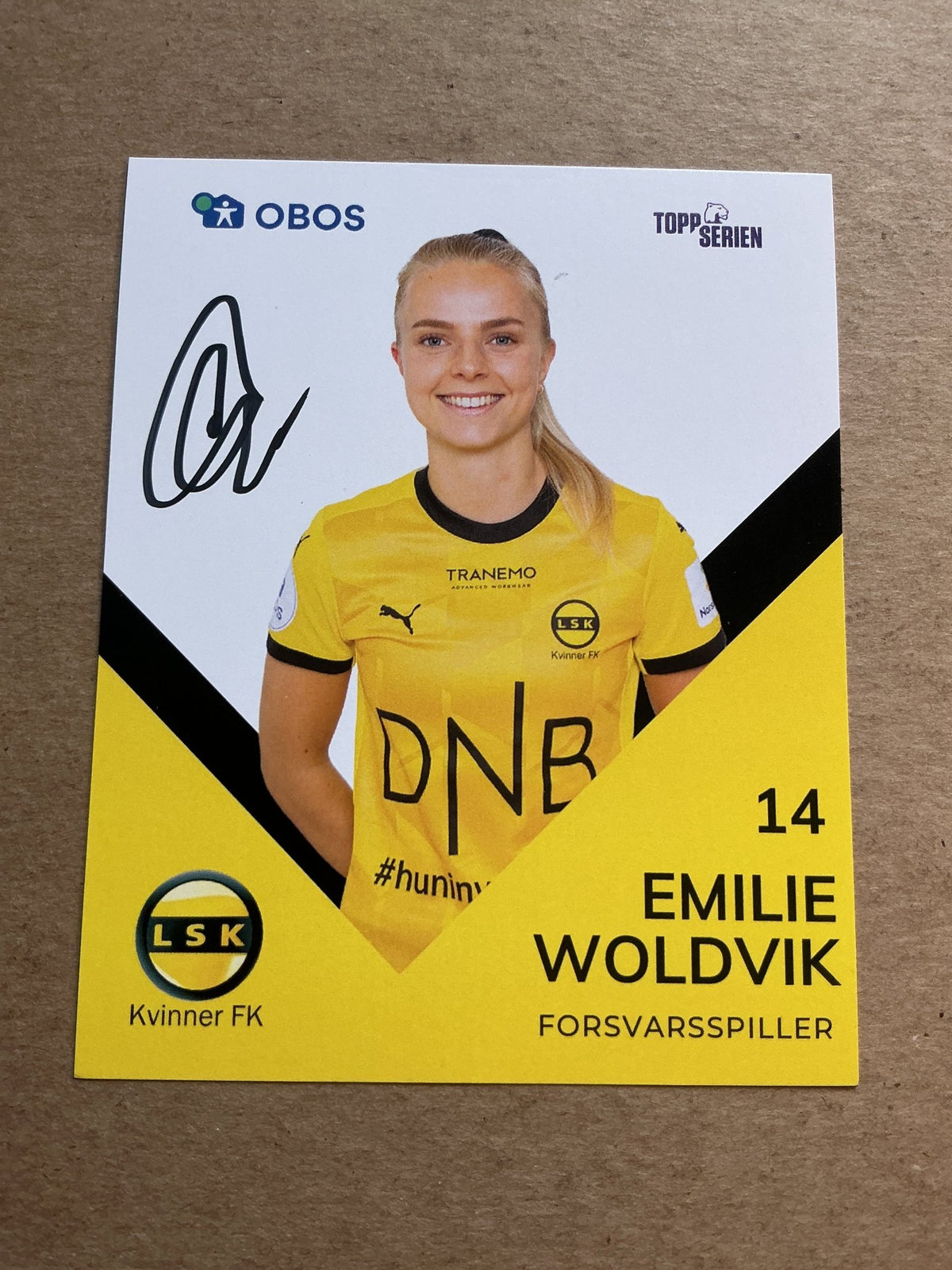 Emilie Woldvik, Norway 🇳🇴 LSK Kvinner 2024/25 hand signed - Autographs-World