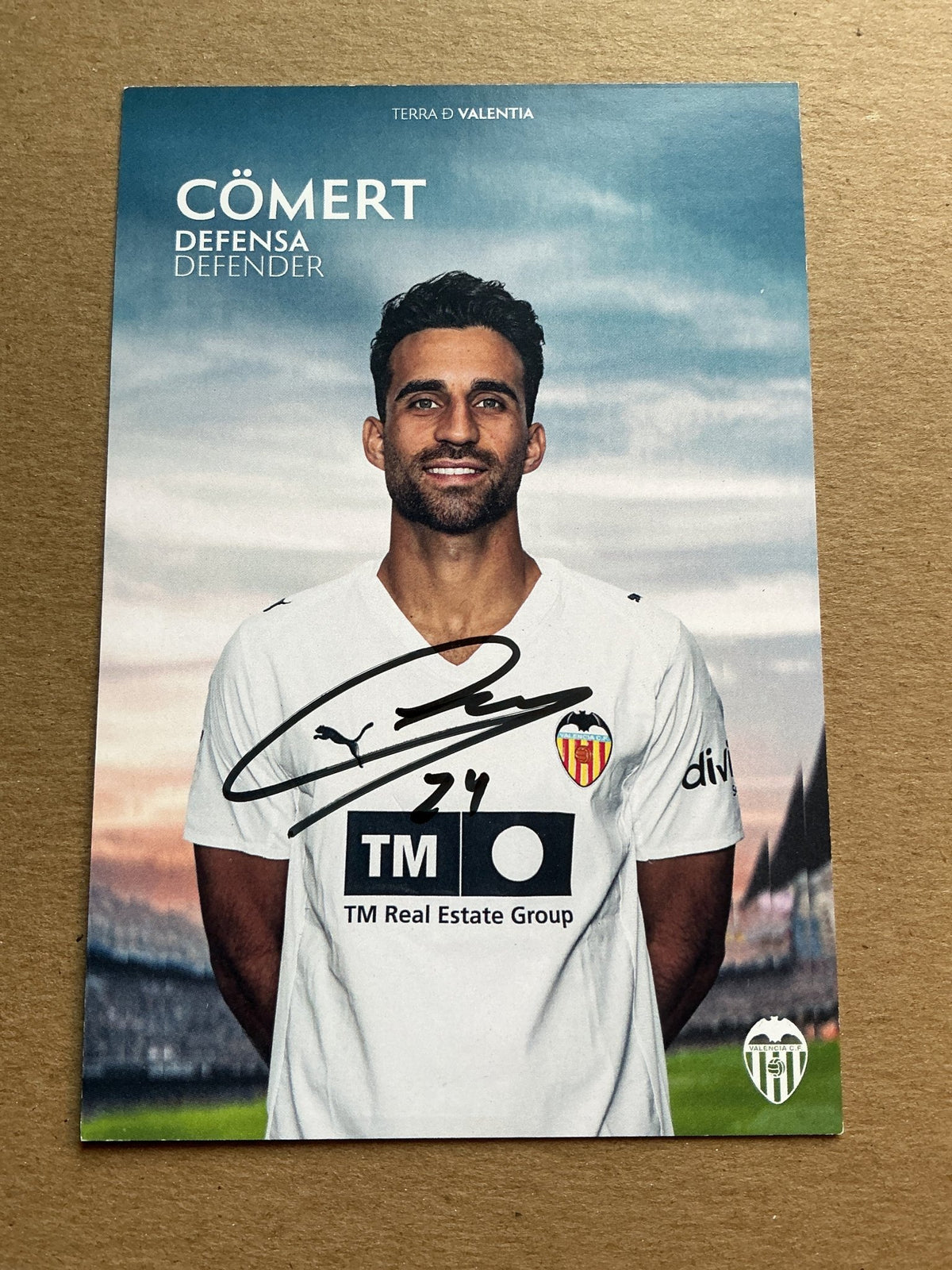 Eray Cömert, Switzerland 🇨🇭 Valencia CF 2025/26 hand signed - Autographs-World